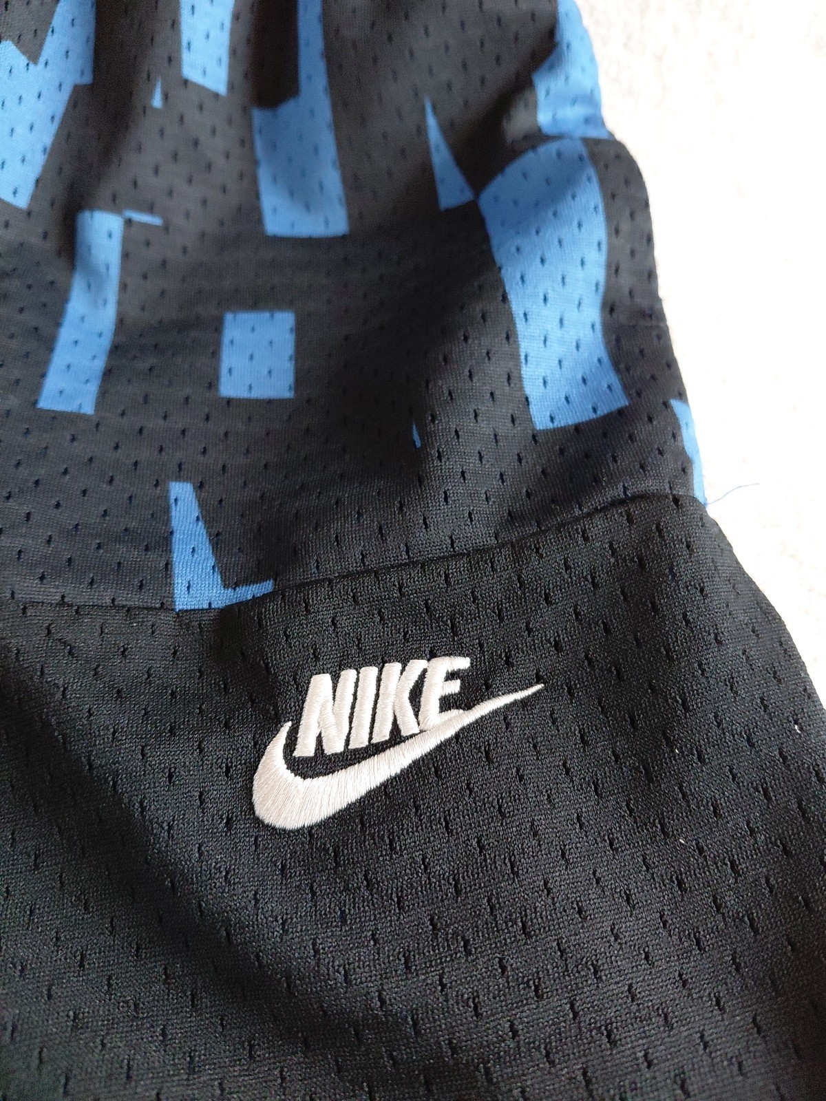 Nike Air Mesh Youth Basketball Shorts Large