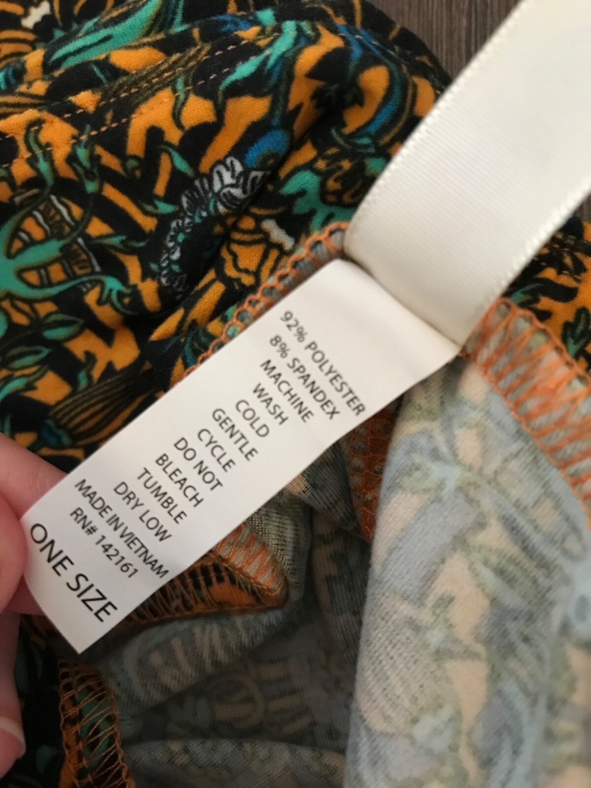 LuLaRoe One Size Leggings multicolored polyester/spandex blend abstract pattern