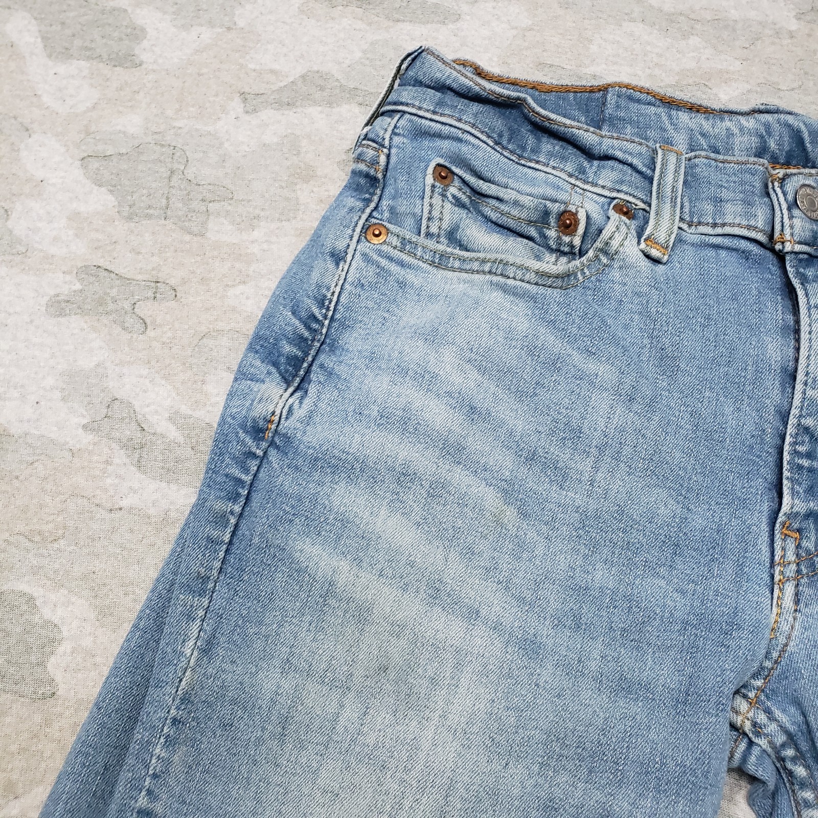 Levi’s 514 Jeans Mens 29×32 Blue Straight Pockets Denim Medium Wash