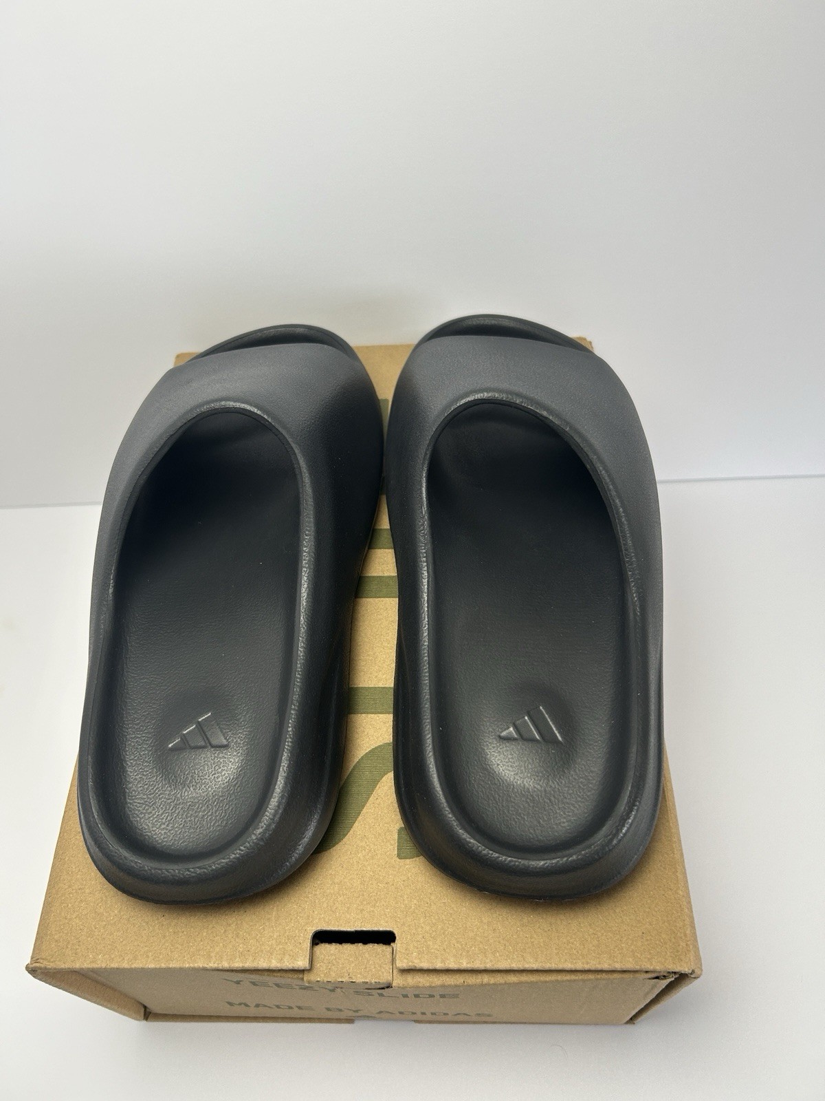 Adidas Yeezy Slides Black Onyx Men’s US Size 9