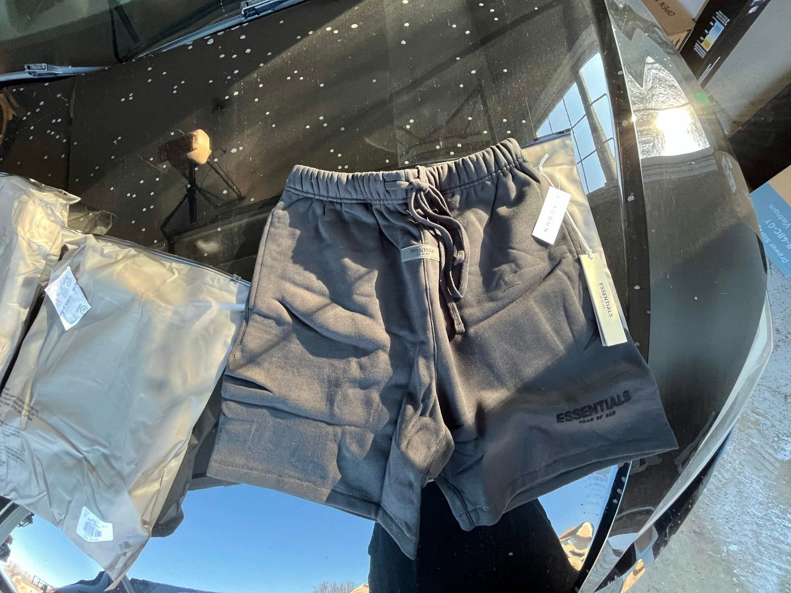 Essentials Fear Of God Shorts – AUTHENTIC ✅ – All Sizes and Colors