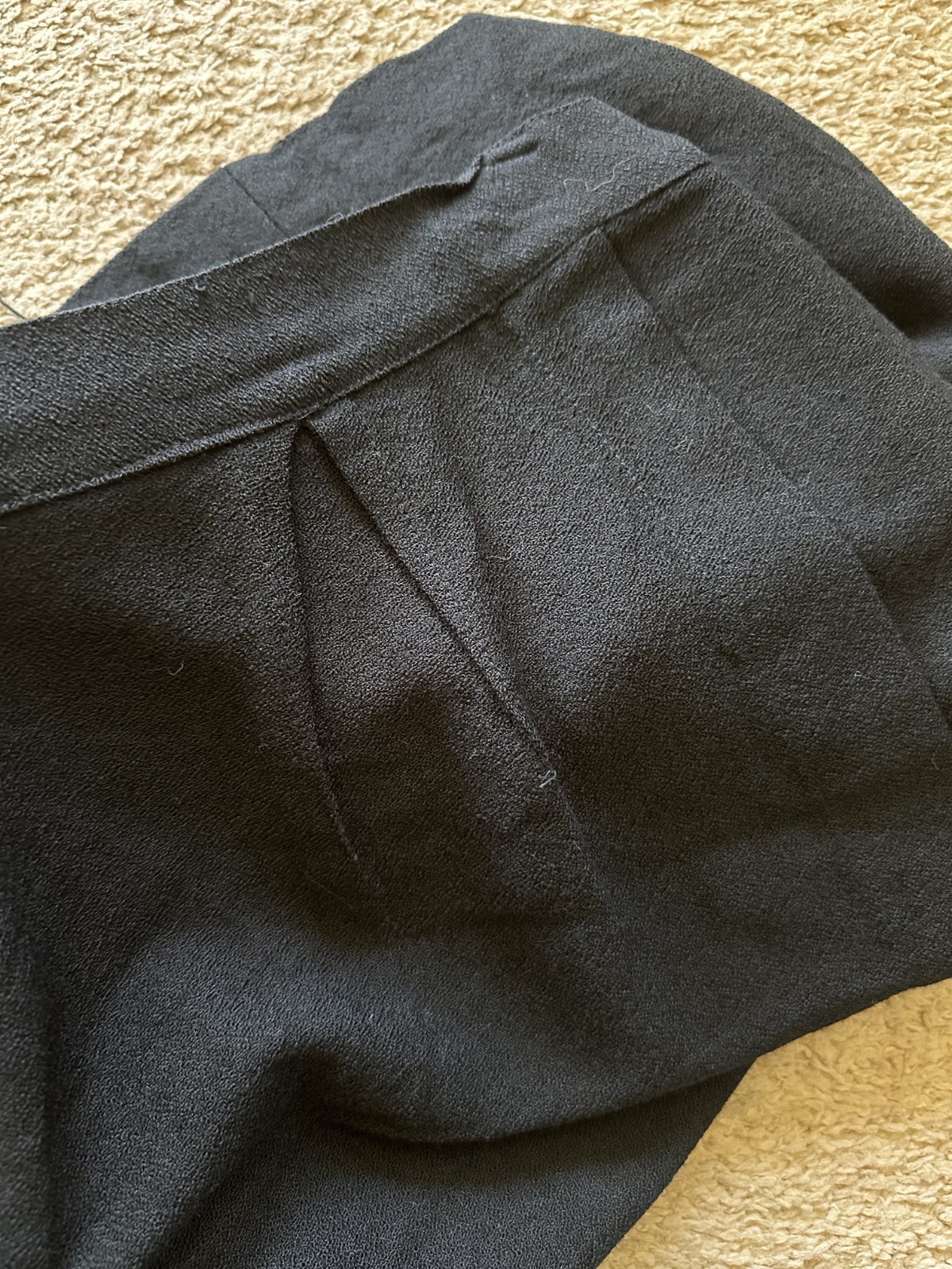 Vintage (era unknown) Black Midi Skirt Elegant Silhouette