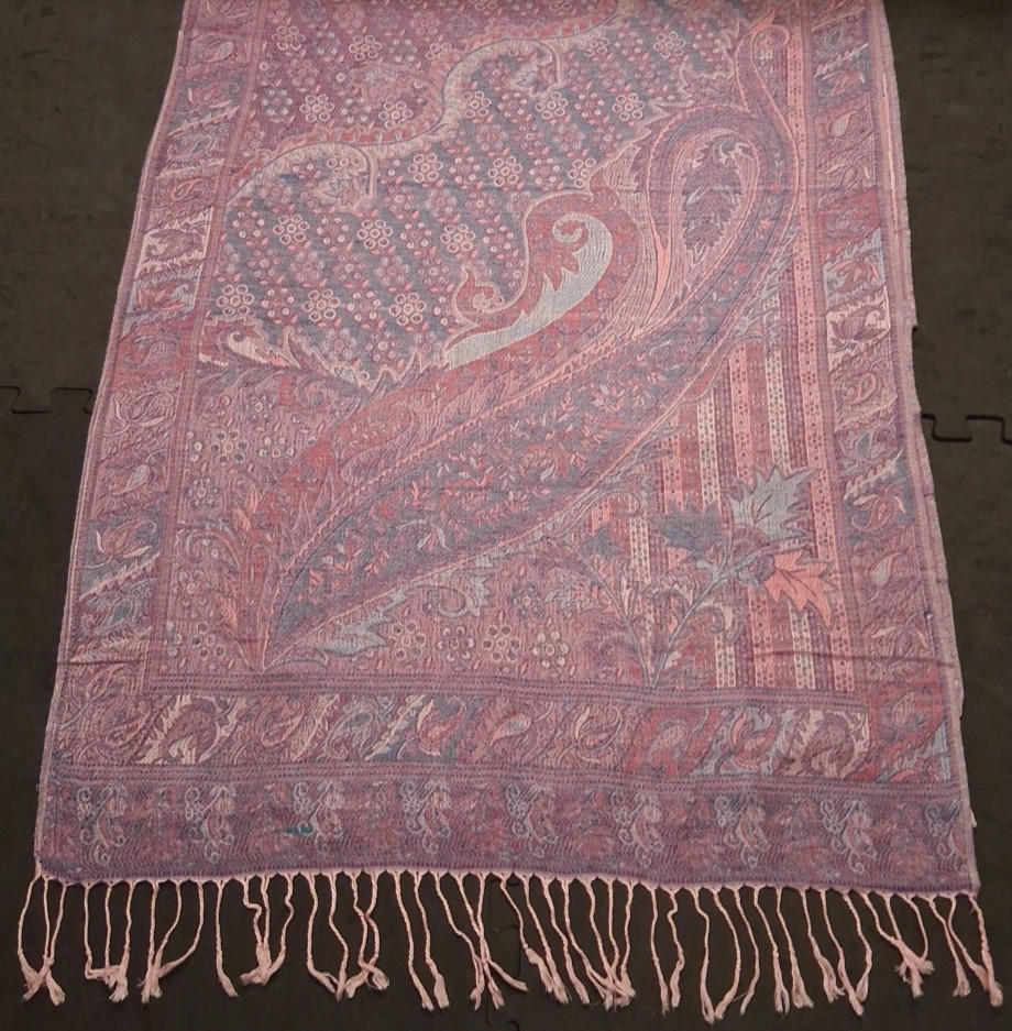Vtg 27″ x 75″ Pashmina Pink Paisley Loomed 100% Cashmere Tasseled Scarf Wrap