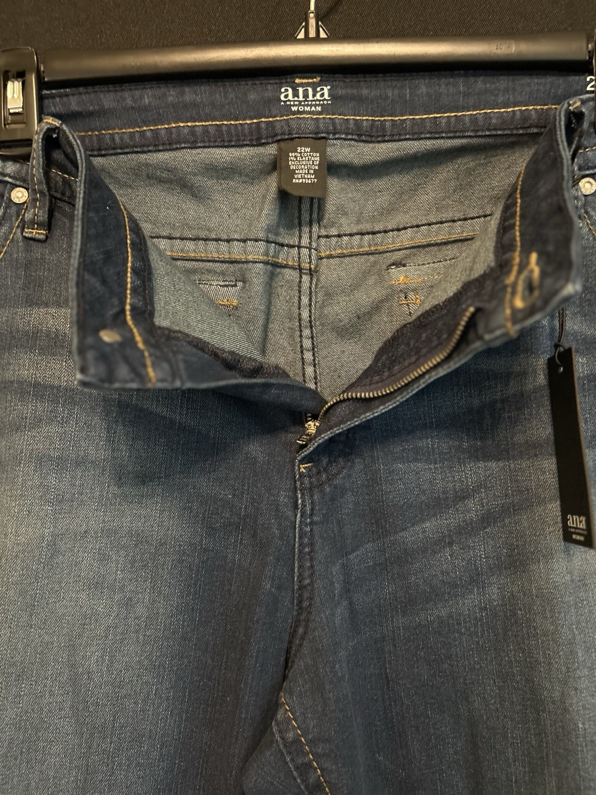 a.n.a Plus Women Mid-Rise Boyfriend Jean Size 22W Dark Heirloom Color
