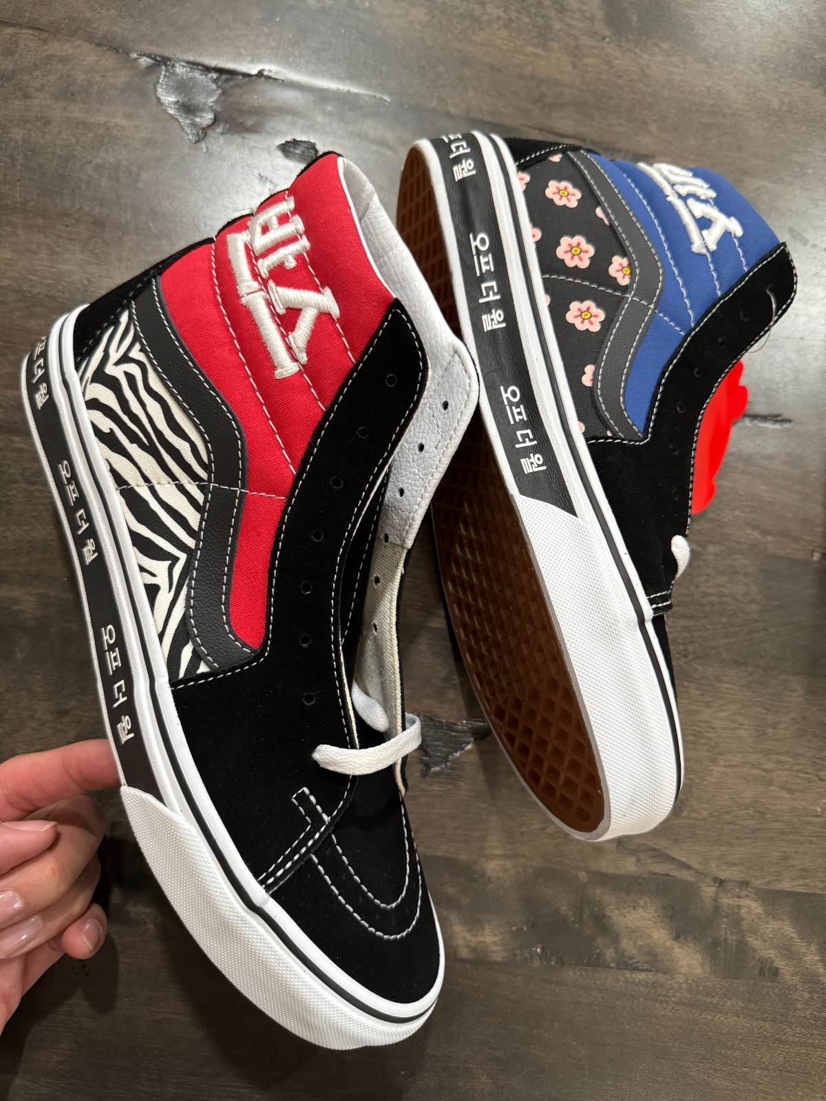 Vans SK8-HI ‘Koreantypgrphy’ Blue red (SKU VN0A32QG9HW) Men size 7.5 – 13