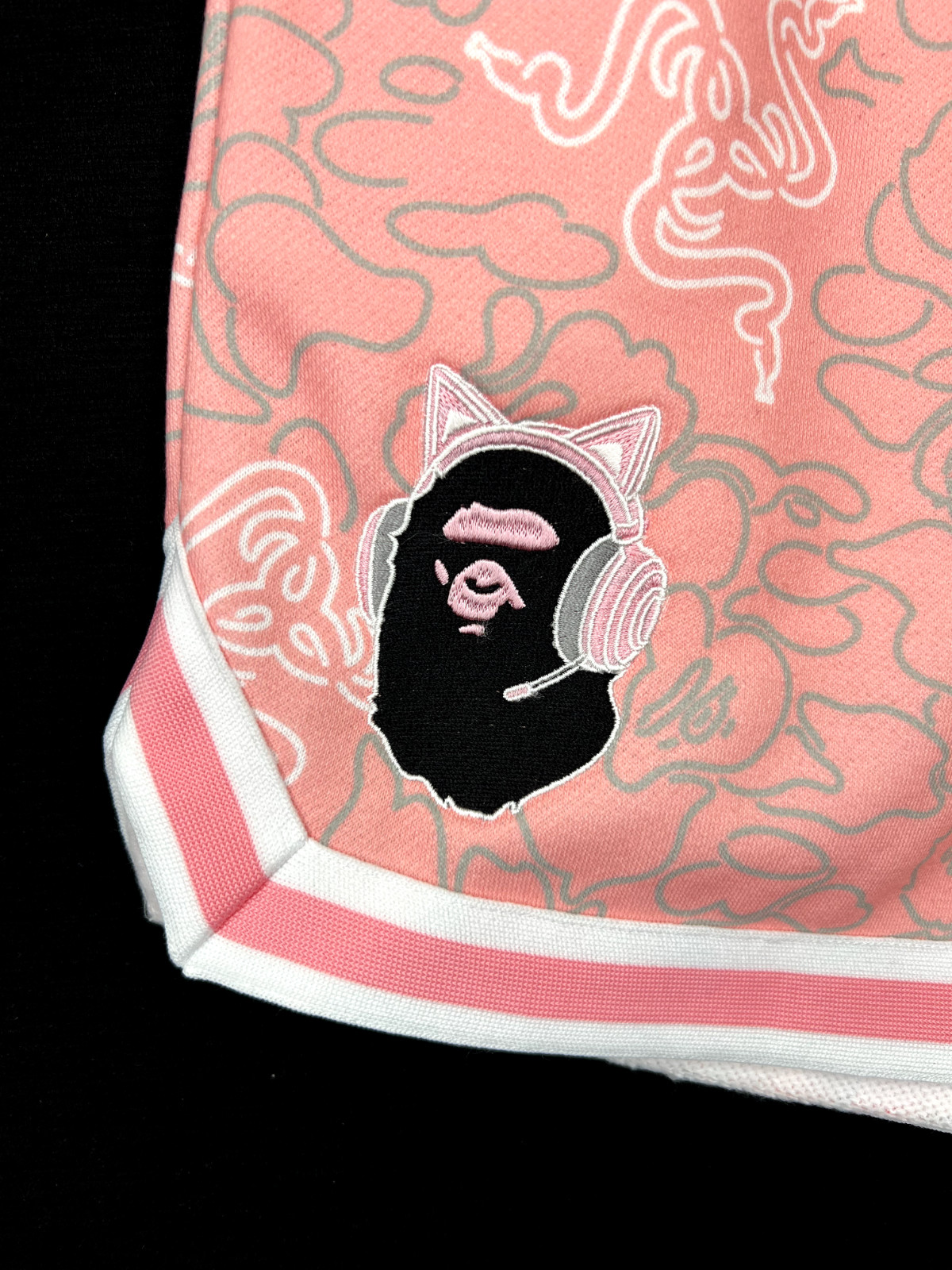A BATHING APE Bape x Razer Neon PINK Camo Gaming Boy Short Shorts M LADIES B18CS