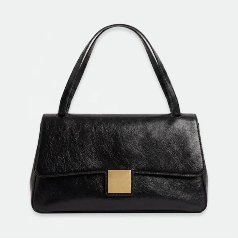 AMYSHEHAB Black Shoulder Bag Flap Closure Gold Hardware Dust Bag Pockets