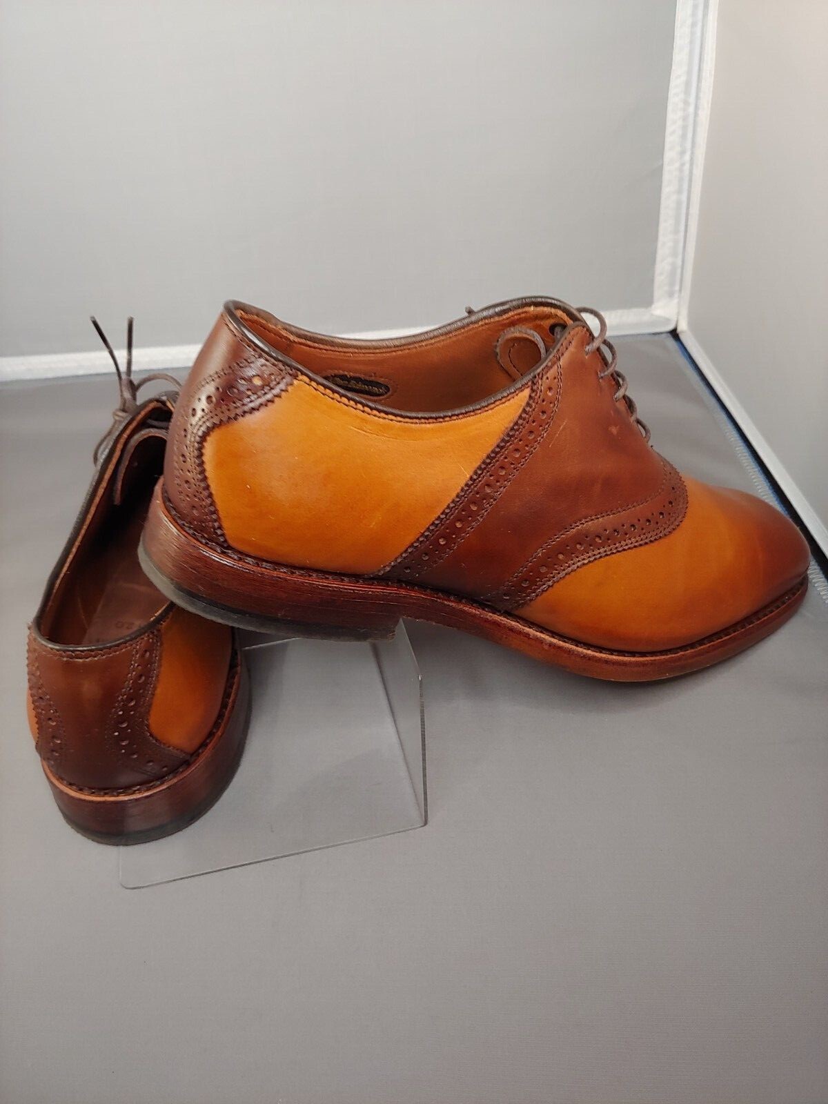 Allen Edmonds Shelton 2.0 dkBrn/ltBrn Saddle Oxford 8223 Excellent preowned 9D