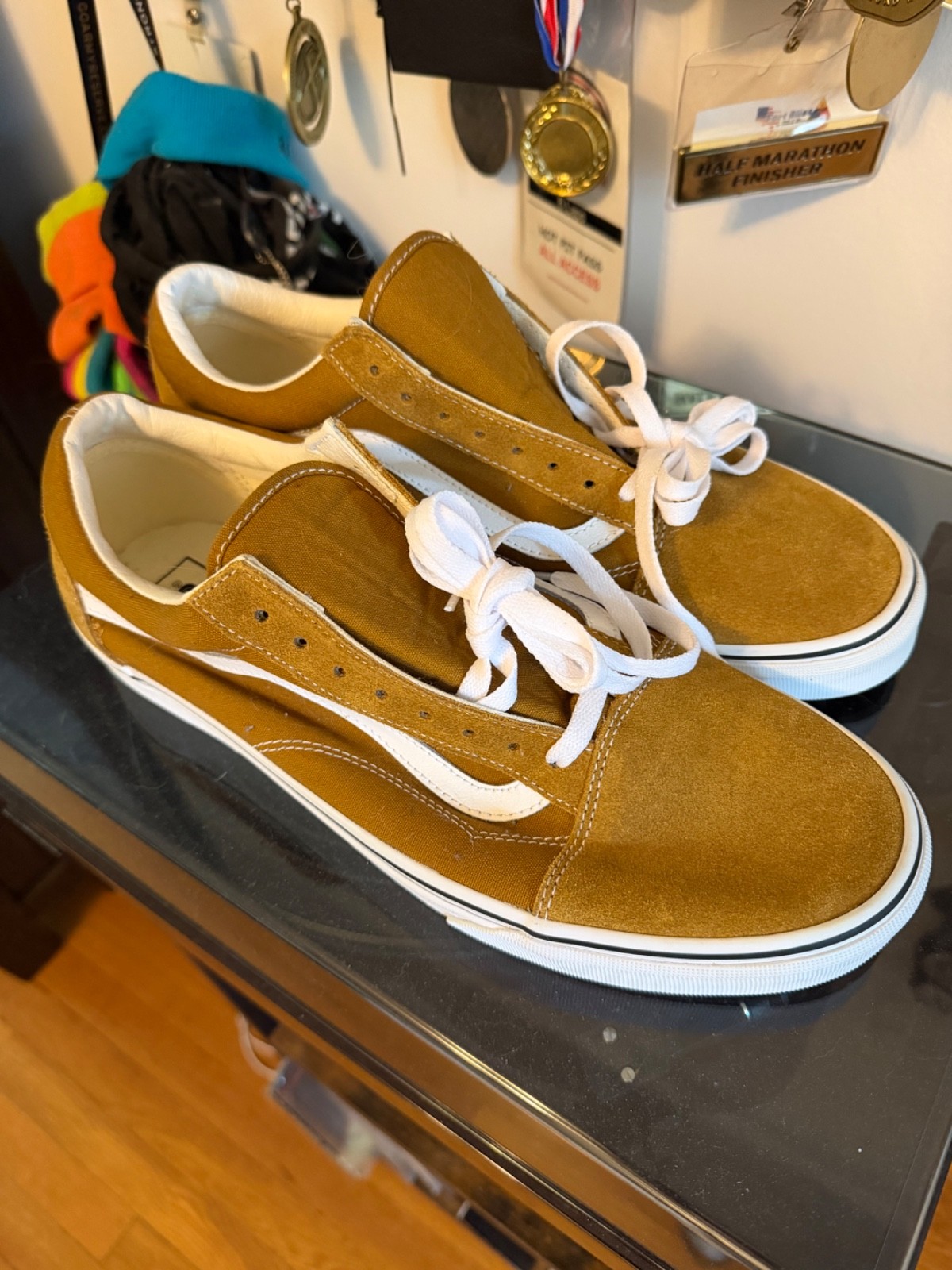 vans shoes mens 13 mustard brown