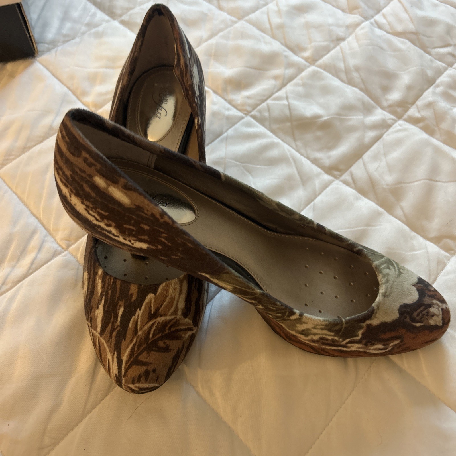 Custom Wrapped Cotton Camo Heels Size 8.5 Womens 2 In Heel