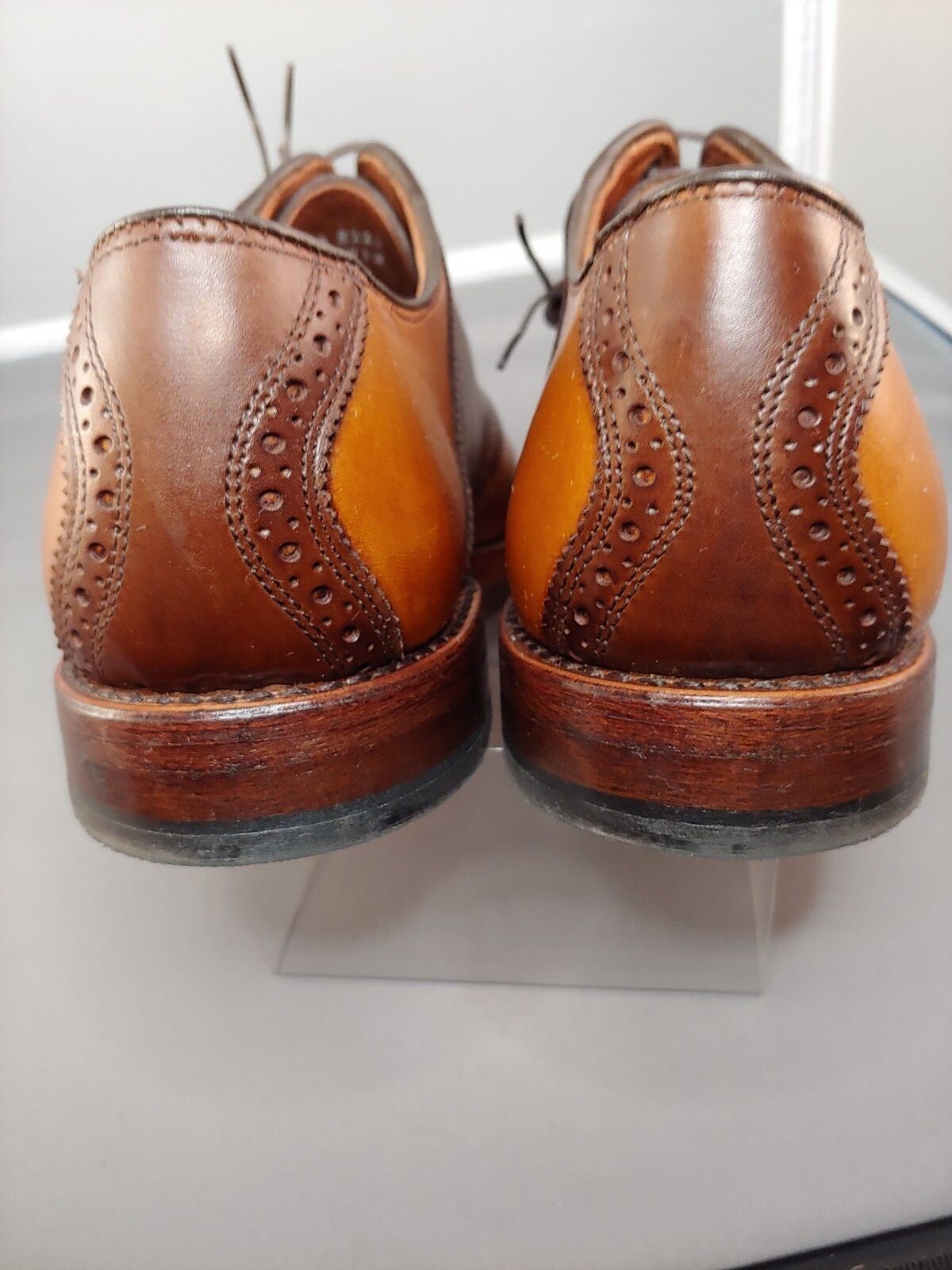 Allen Edmonds Shelton 2.0 dkBrn/ltBrn Saddle Oxford 8223 Excellent preowned 9D