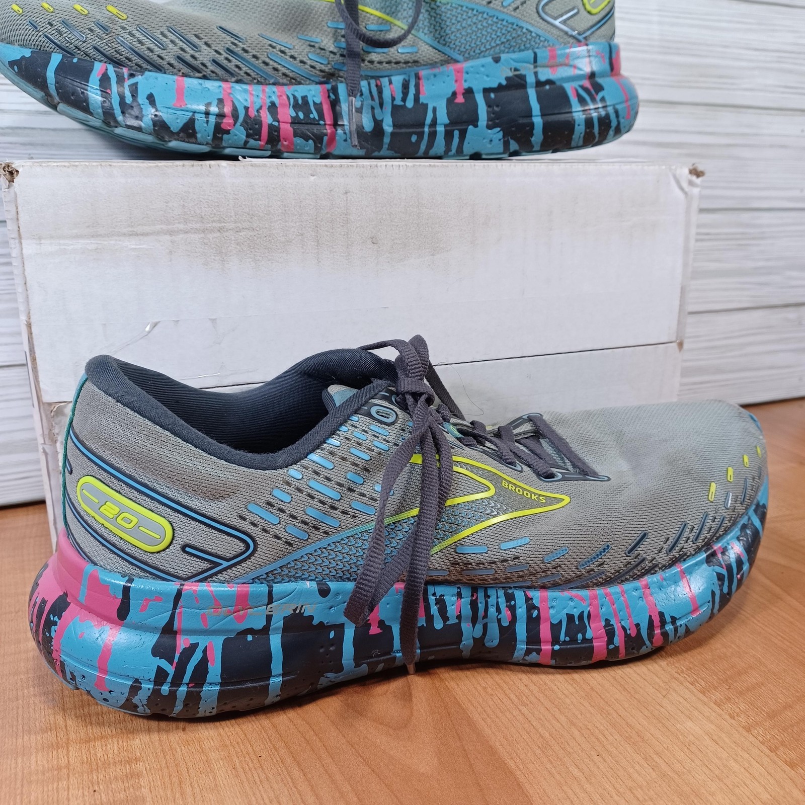 Brooks Glycerin 20 Shoes Womens 11B Paint Drip Jadeite Alaskan Blue 1203691B492