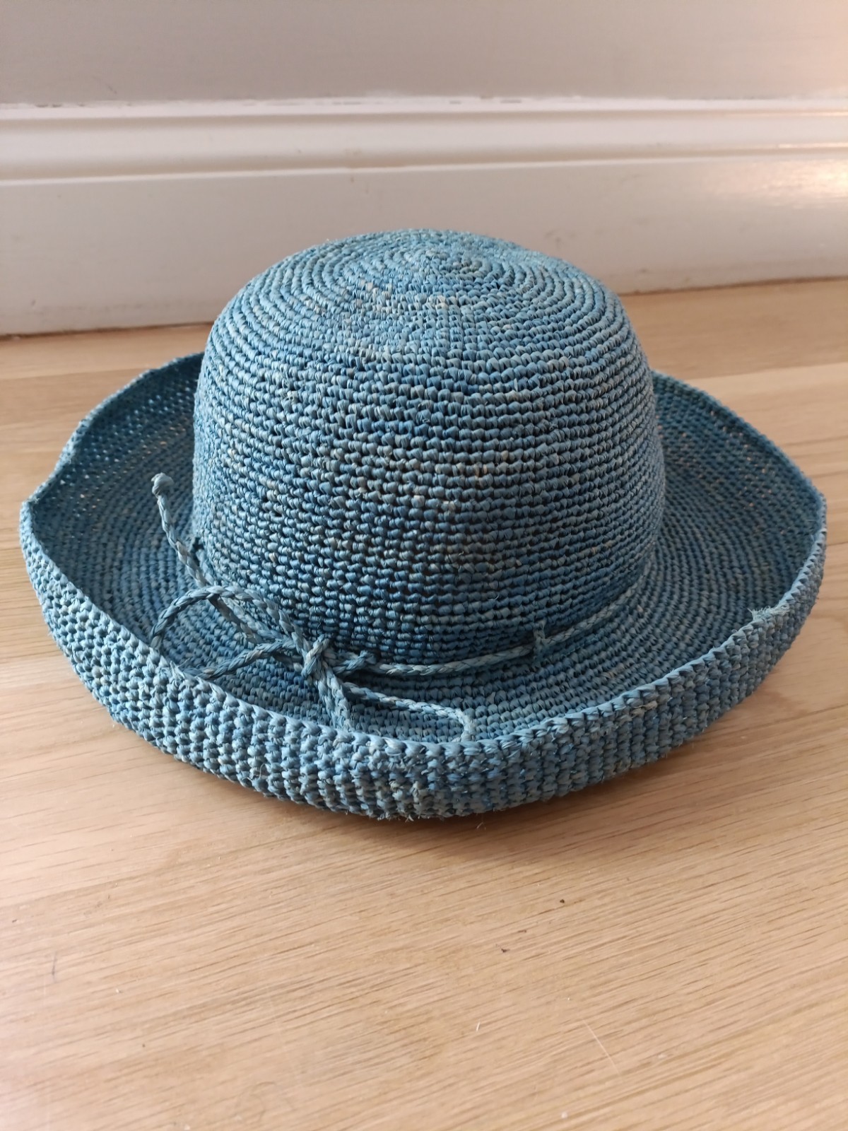 Jaden Rael Handmade Madagascar 100% Rafia Hat Medium Size Teal Classy Church