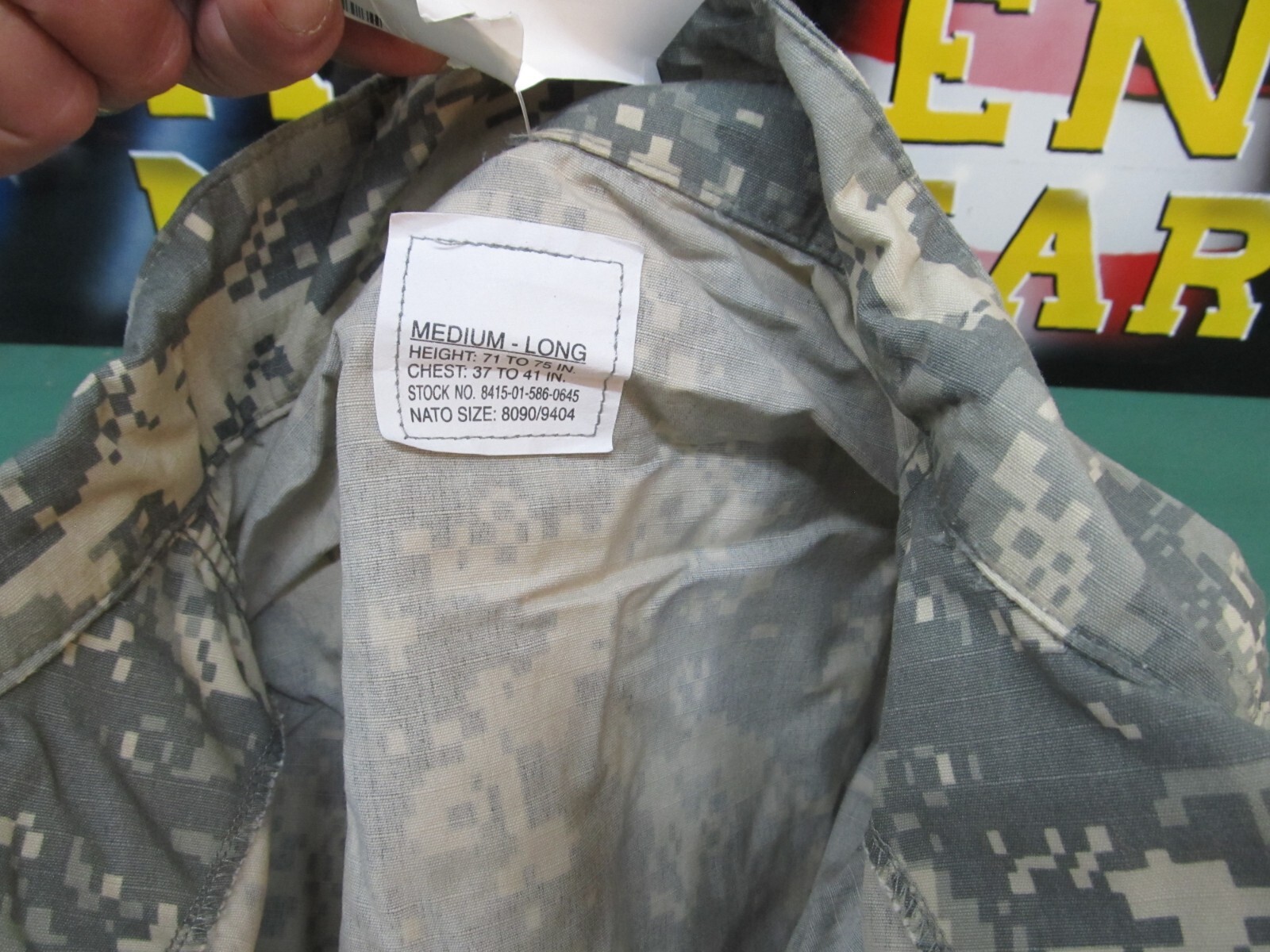 ACU Digital Camo Jacket Shirt Army Flame Resistant Bug Repellant Medium Long New