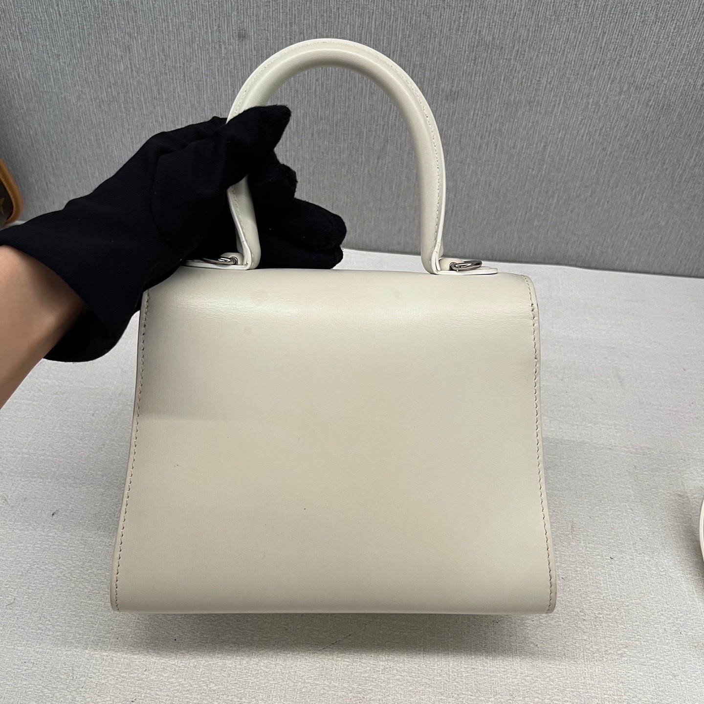 Delvaux Pre-Owned Authentic Crossbody Bag 20*14.5*11cm Free Tracked Shipping