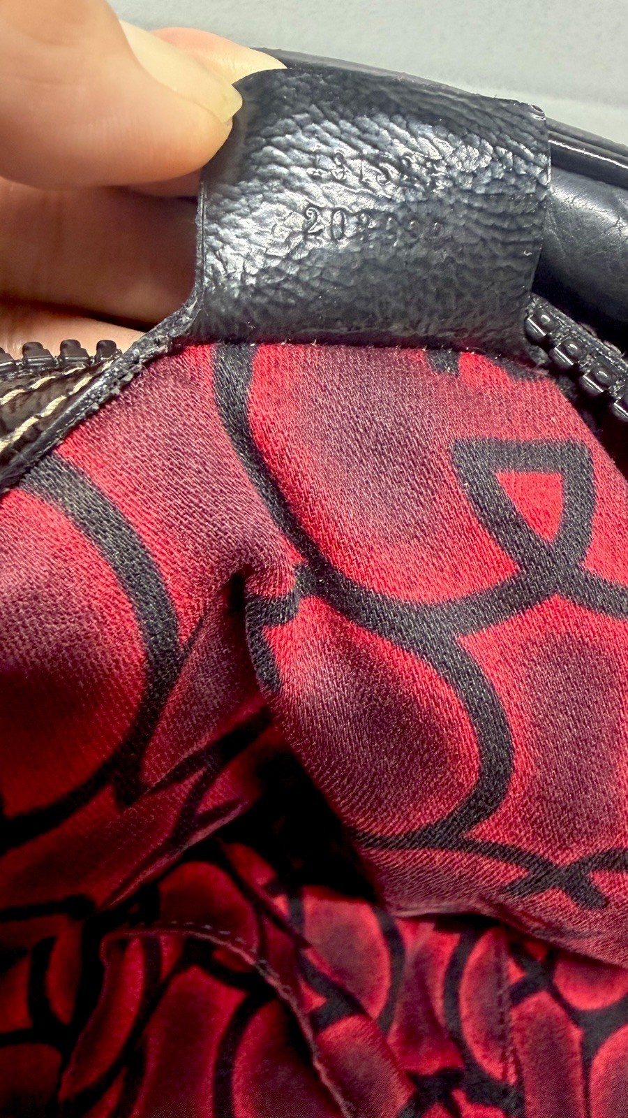 Auth. GUCCI SOFT PATENT LEATHER Bowler’ Snow Glam Handbag-SEE PICS/READ DESCRPTN
