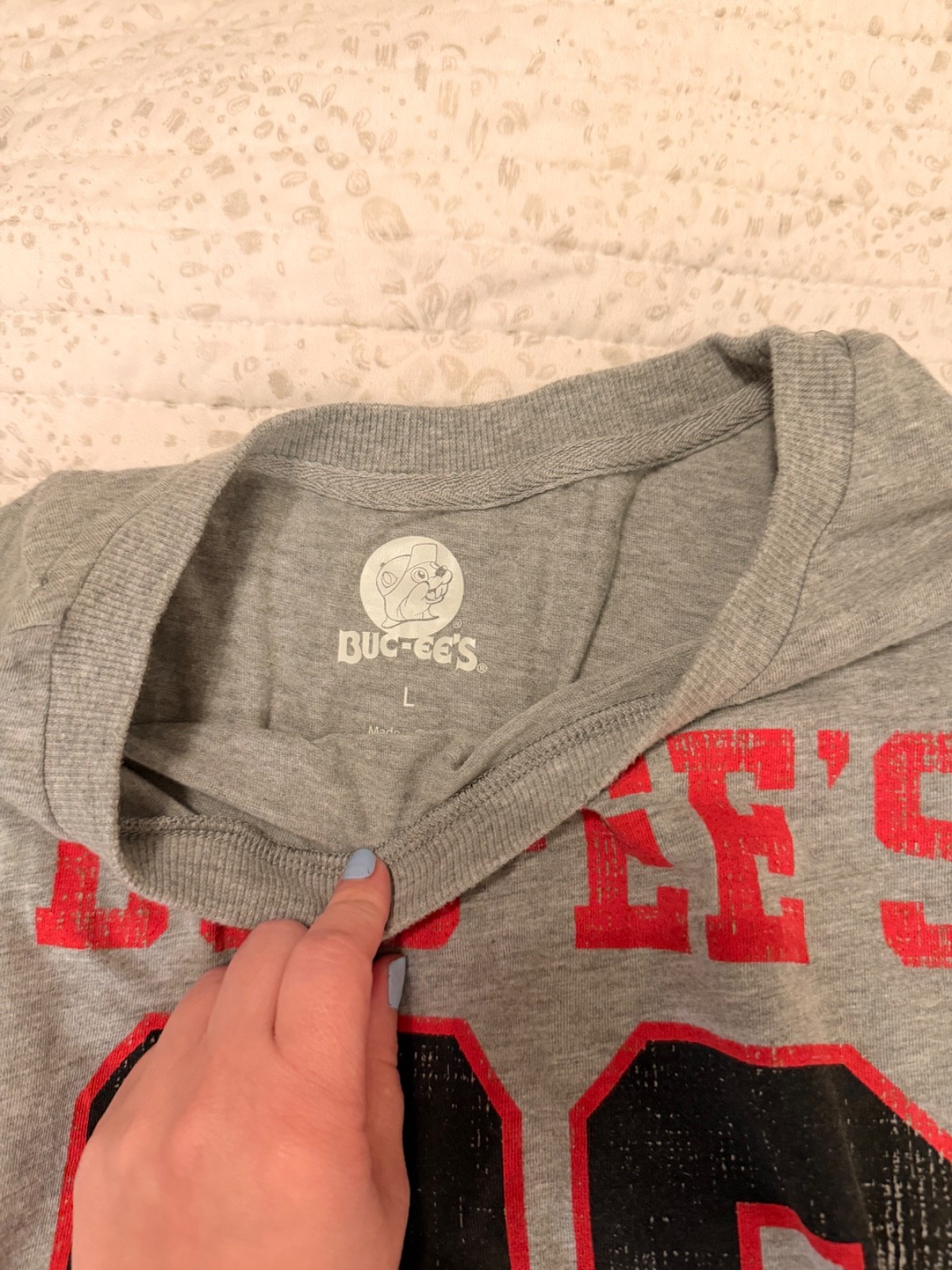 Buc-ee’s Womens Long Sleeve Tee large