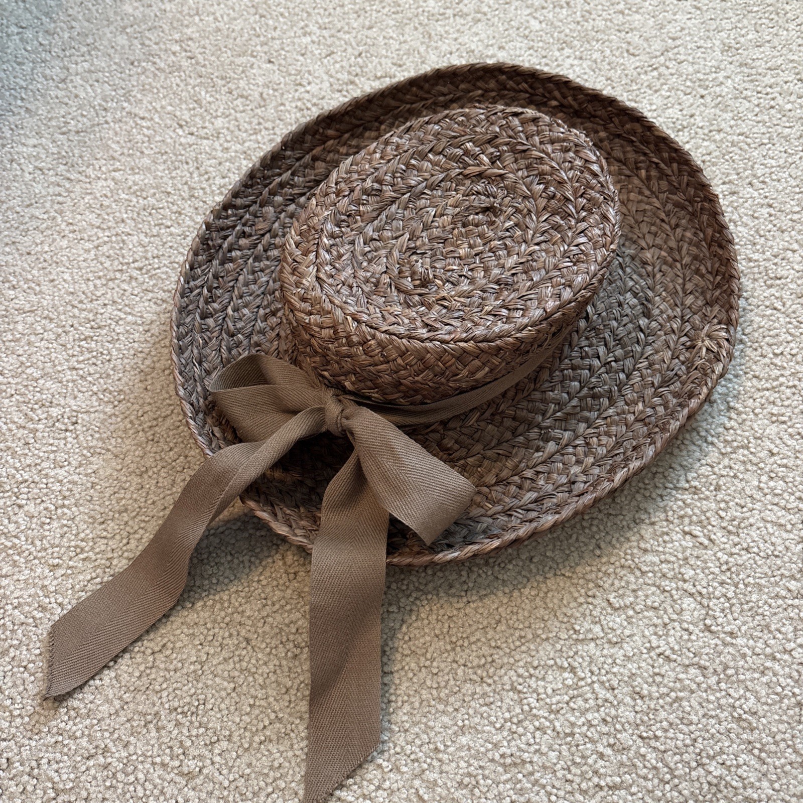 HELEN KAMINSKI Handmade in Madagascar 100% Raffia Boater Sun Hat in Brown