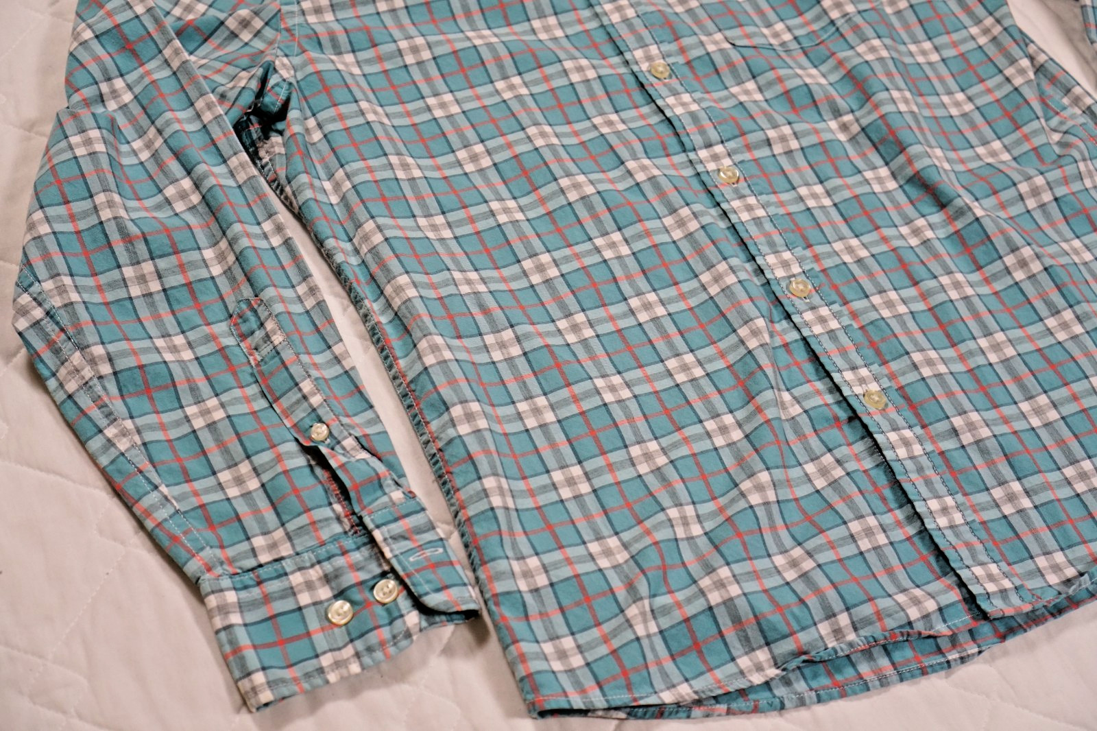Sonoma Good For Life Button-Down Shirt Men’s Med. long Sleeve Plaid