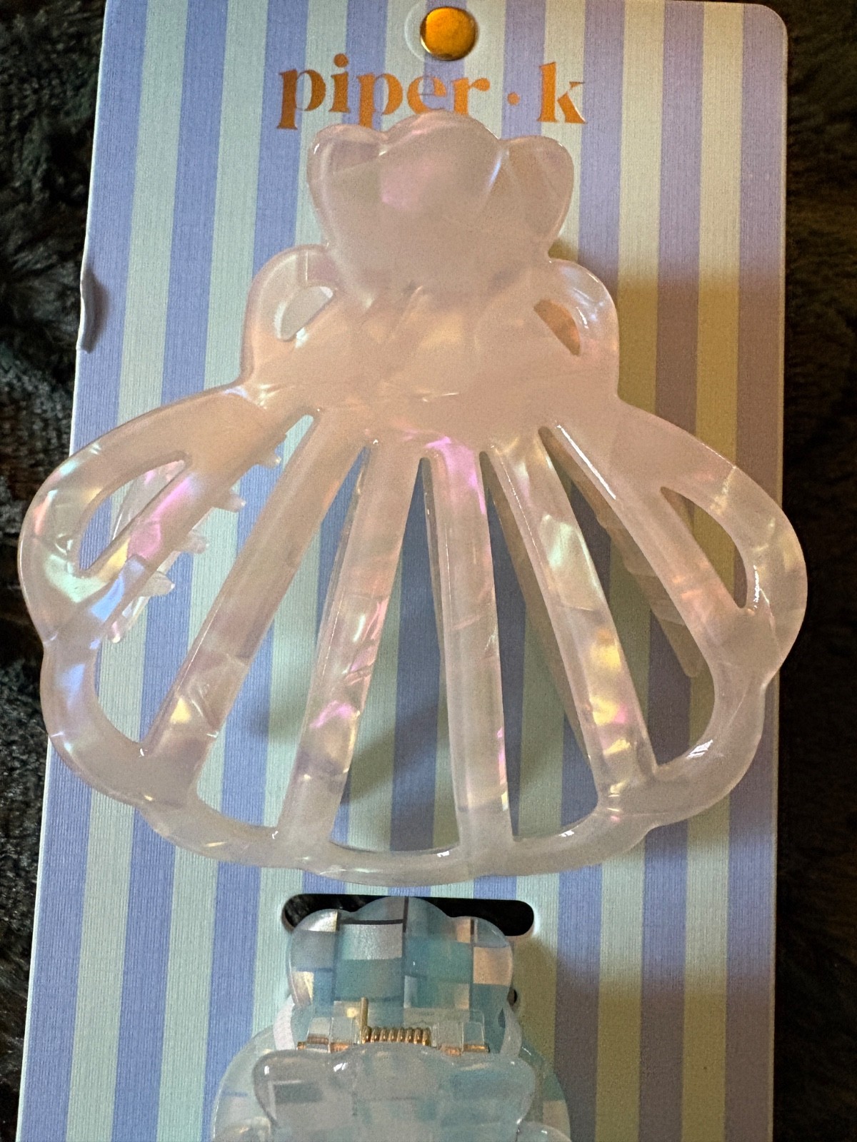 NWT ⚜️🐚⚜️ Piper K Gorgeous Pearlescent SeaShells Hair Claw Clip Set of 2