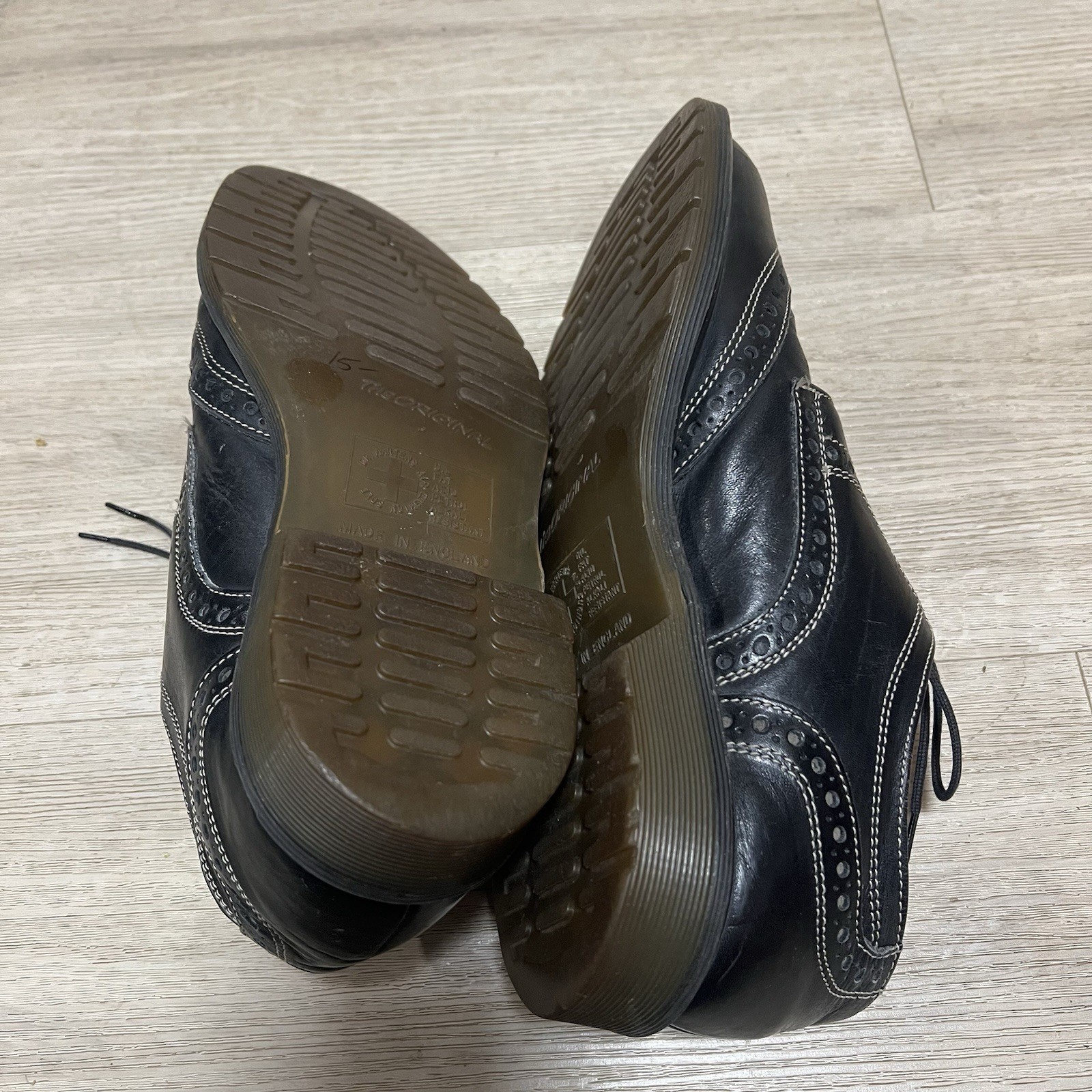 Dr Martens Shoes Black Wing Tip Oxford Brogue England Leather Sz 8 Punk Oi! GBH
