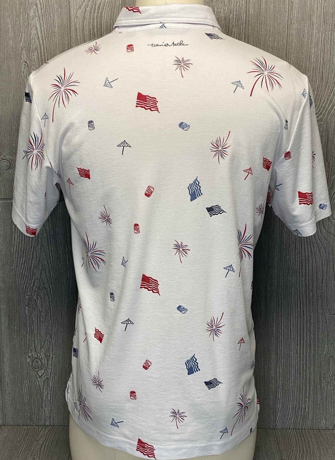 Travis Mathew Patriotic Golf Polo Shirt White Fireworks Flag Print Beer Size L