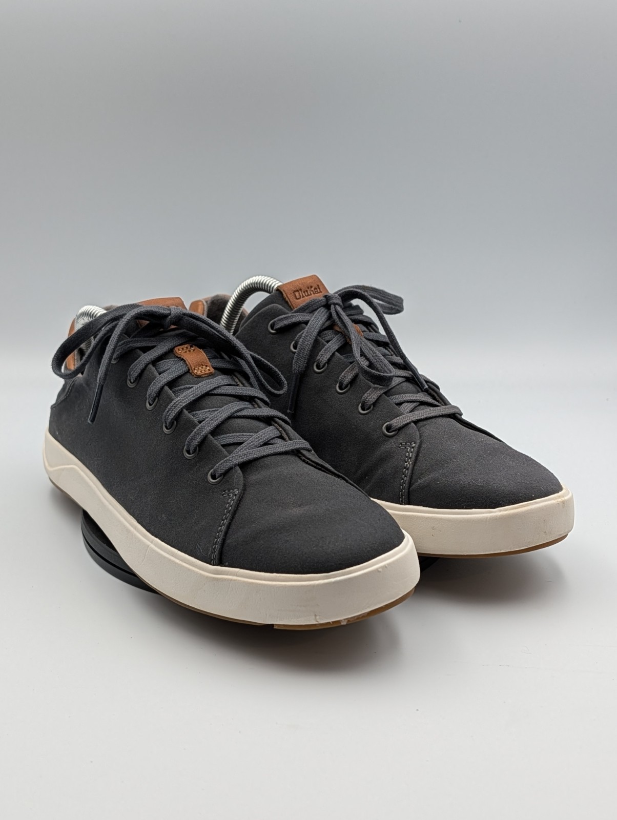 Olukai Lae’ahi Li Men’s Casual Shoes. Size 8.5 (EUR 41.5) Dark Gray Canvas.