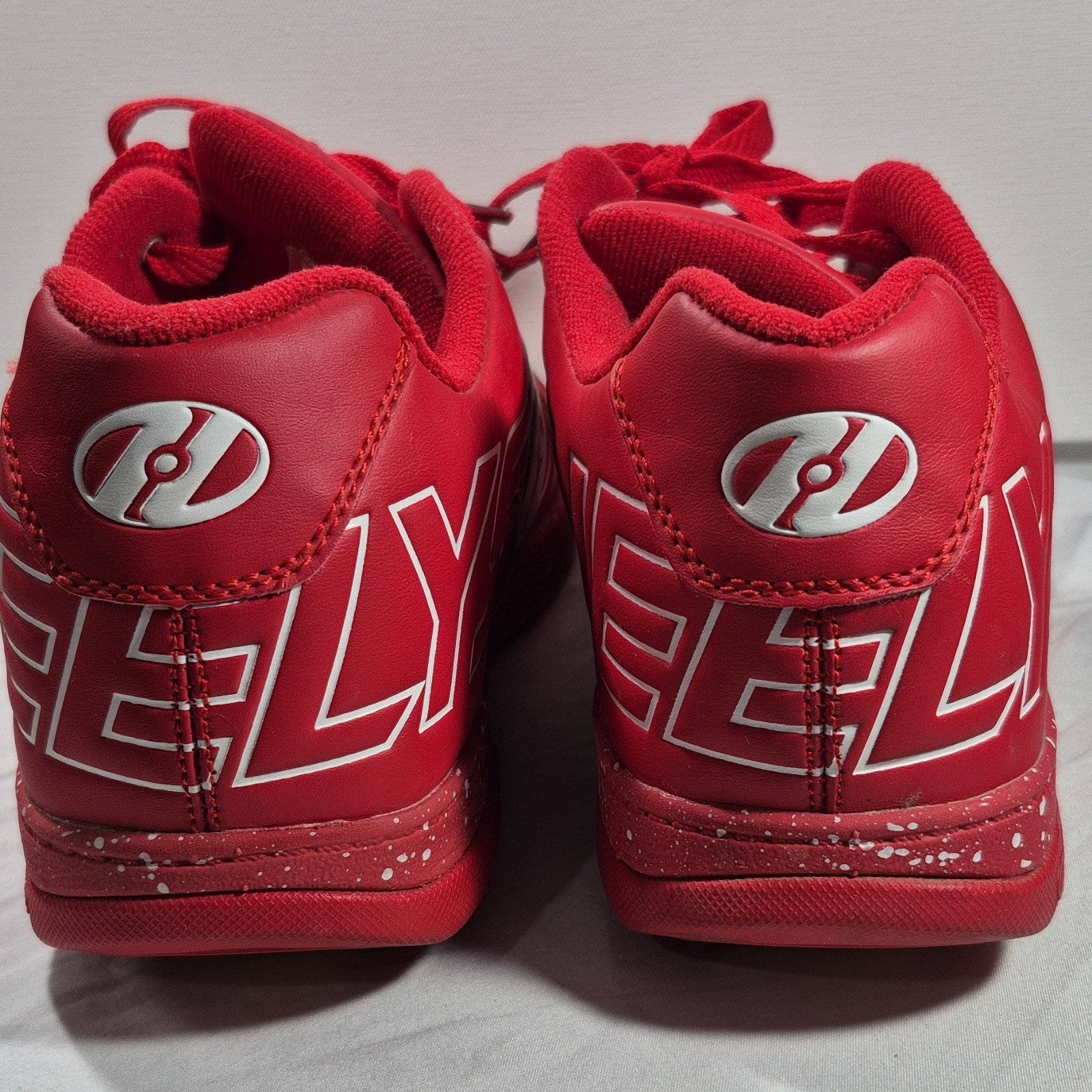Heelys Split HE100379 Red White Sneaker Skate Shoes Wheels US 7 UK 6 EU 39
