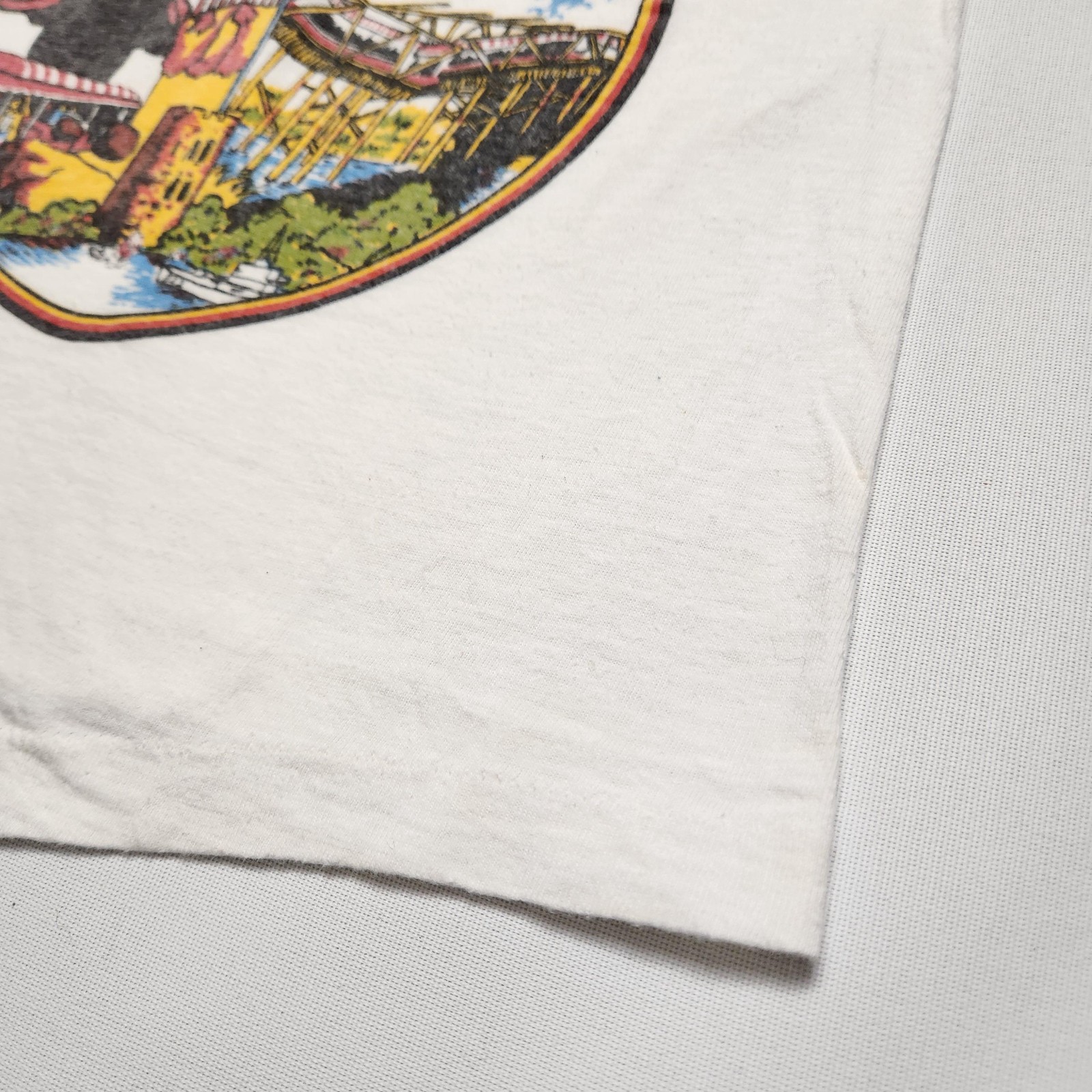 Vintage 1980s Universal Studios Kids T Shirt White Graphic Tee White Hawk 3/4y