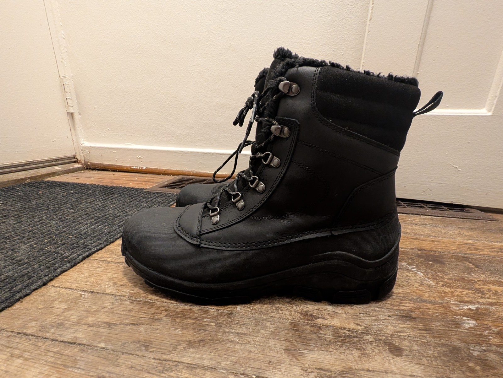 Weatherproof Winter Boots Black, Size 12