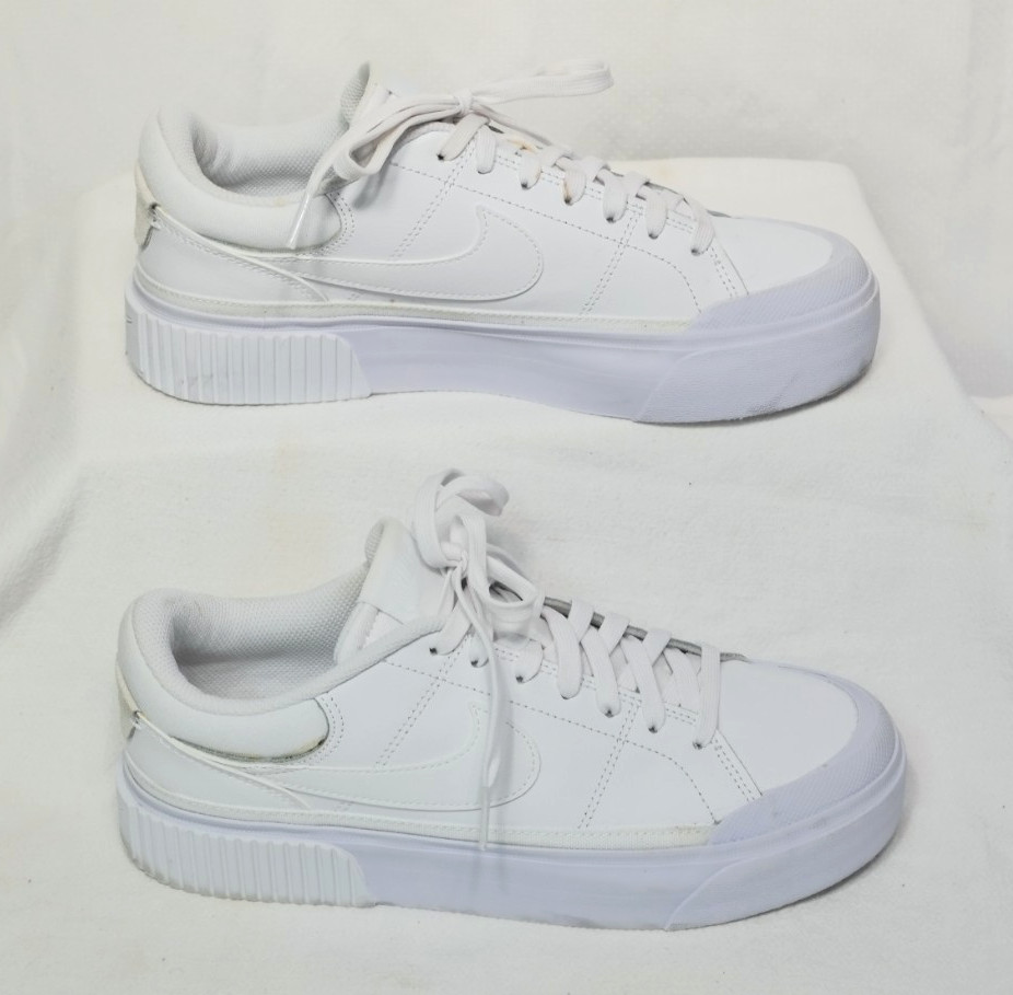 Nike Womens Court Legacy Lift Triple White Triple White NEW DM7590-101 size 9