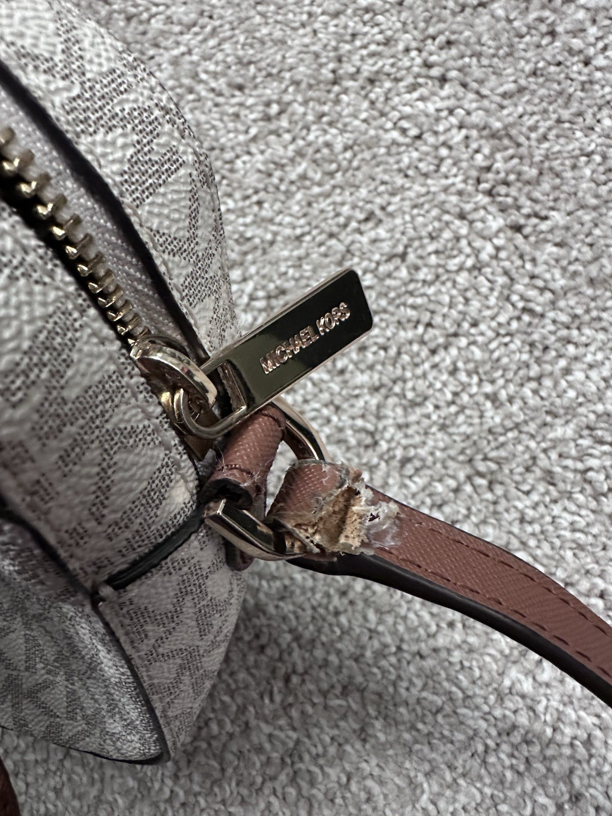 Michael Kors Monogram Small Crossbody Zip Bag Chain Strap Gold Beige/Brown