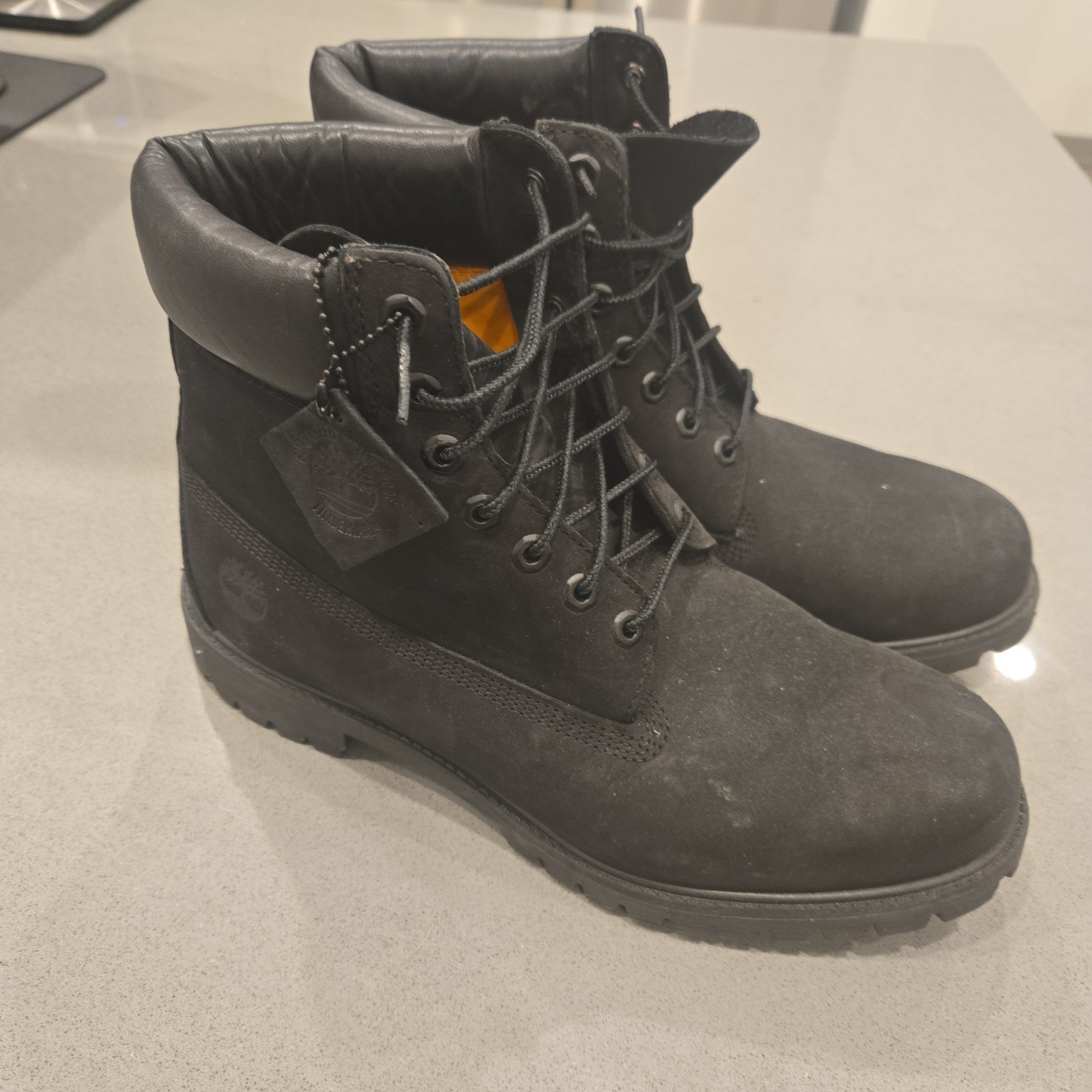 TIMBERLAND BOOTS 6 Inch 2 Pairs BLACK WHEAT PRE OWNED SEE DESCRIPTION