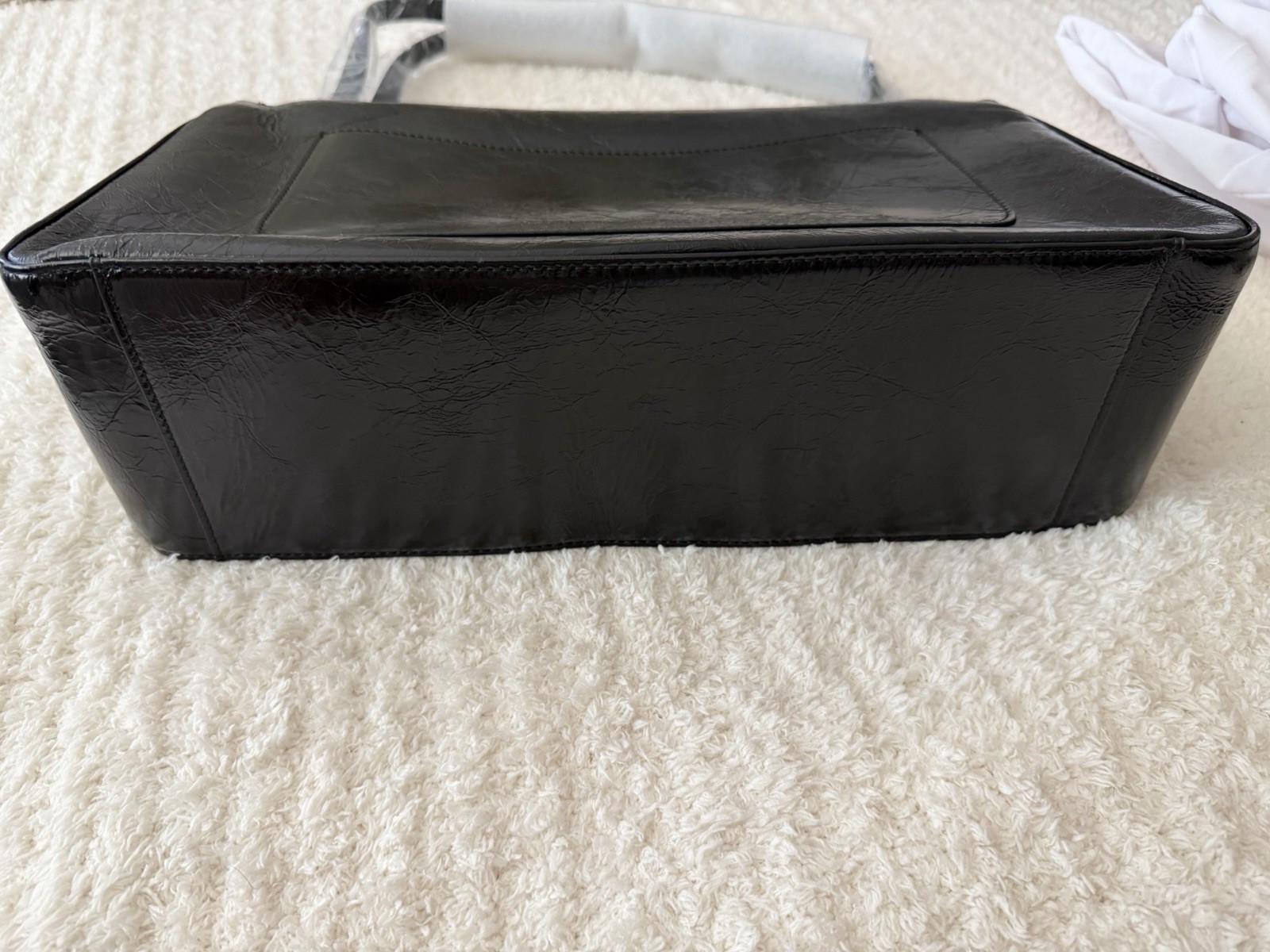 AMYSHEHAB Black Shoulder Bag Flap Closure Gold Hardware Dust Bag Pockets