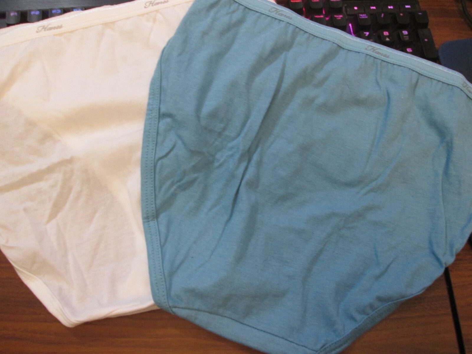 New Hanes High Leg Briefs💕 Size 6 Dark Aqua Blue + White 75% & 100% Cotton