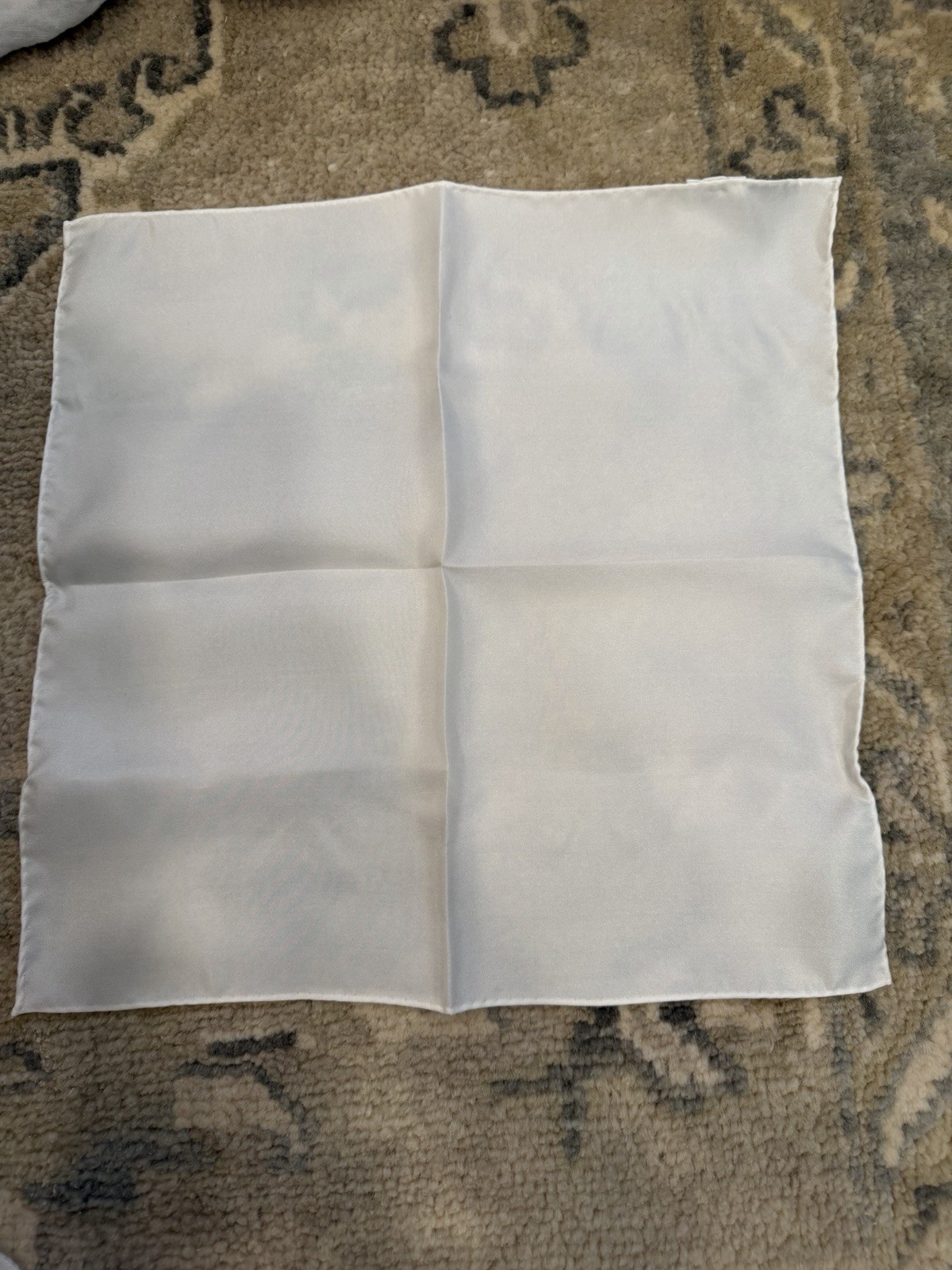 NEW $75 Brooks Brothers 100% Silk White Pocket Square NEW