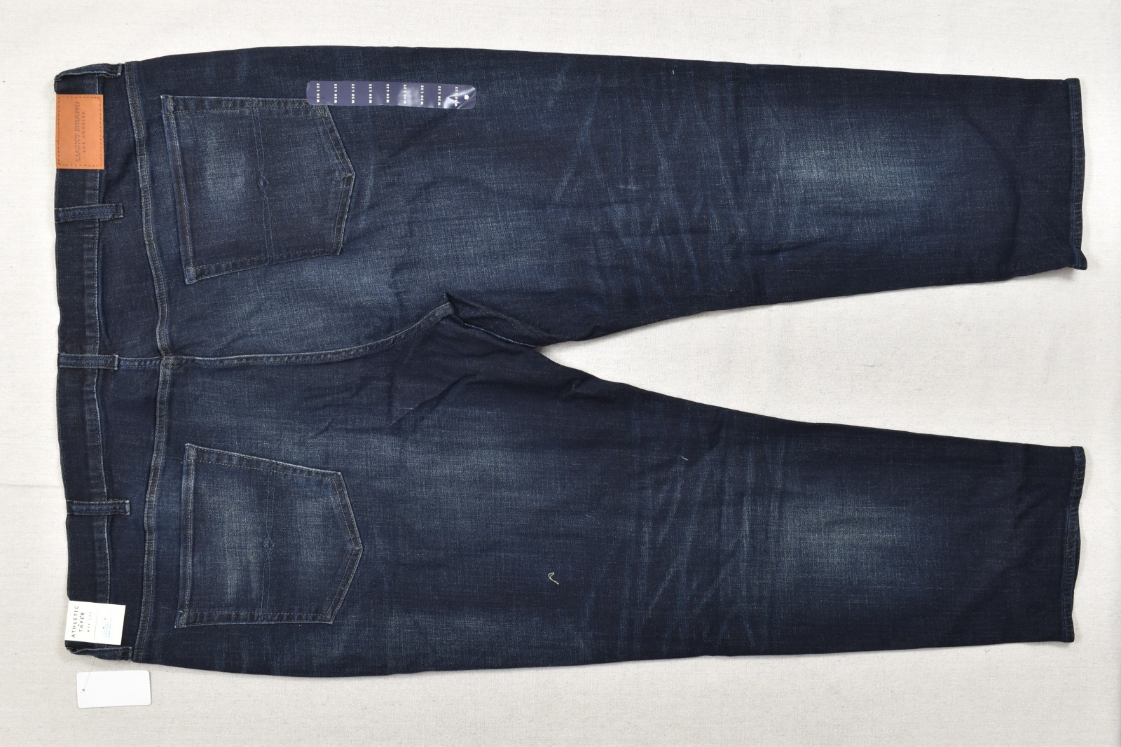 LUCKY BRAND MEN’S ATHLETIC TAPERED DENIM JEANS BLUE COOL MAX 50X32 COTTON NEW