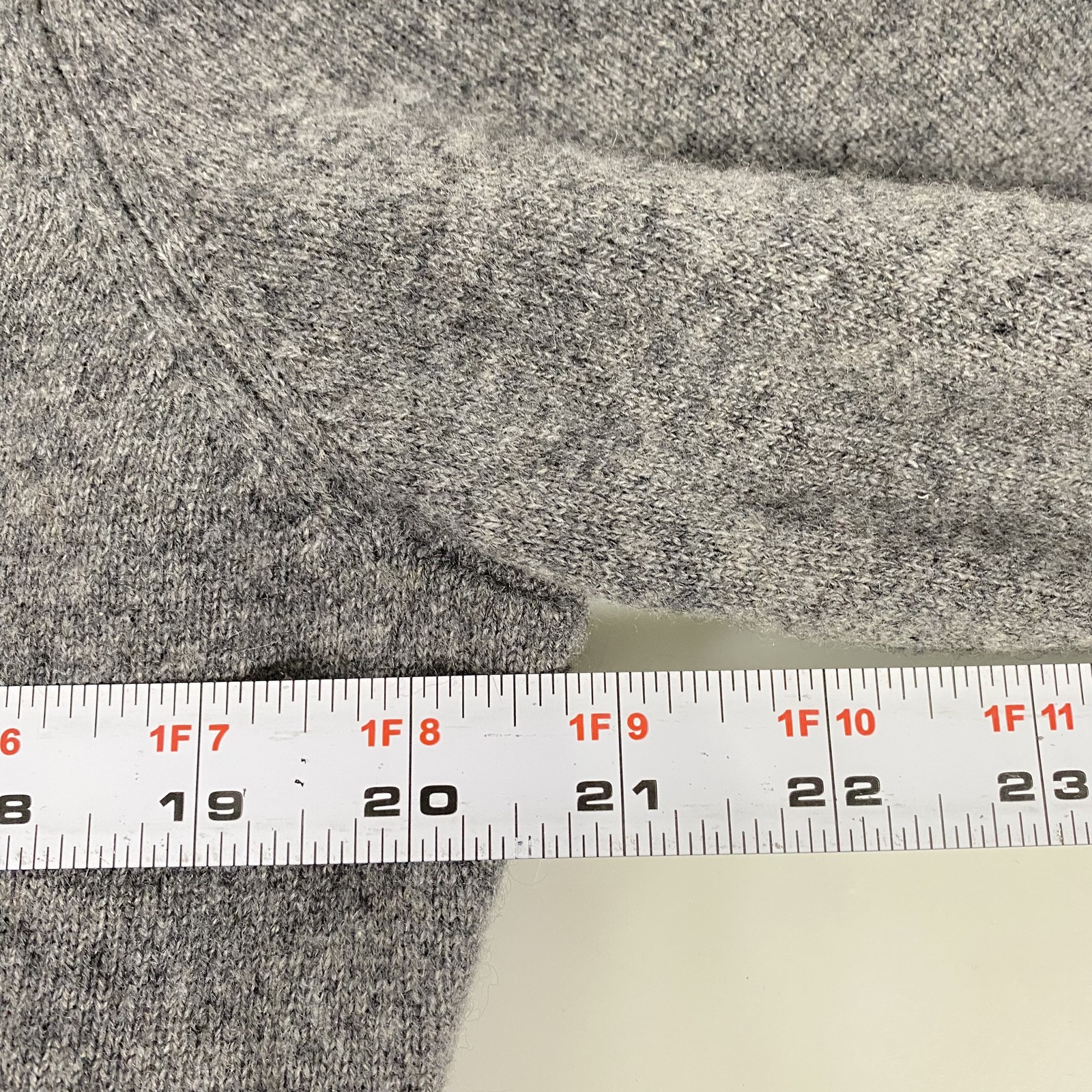 McDuff Sweater Womens XL Gray 100% Cashmere Ruffle Button Cardigan Pullover Soft
