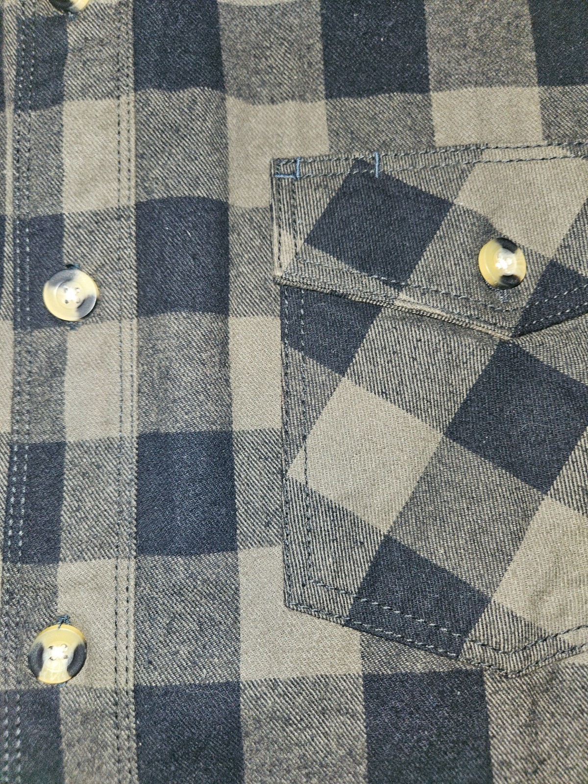 GENUINE EDDIE BAUER XL FLANNEL BROWN BLACK BUFFALO PLAID WORKWEAR FOREMAN FIT PO