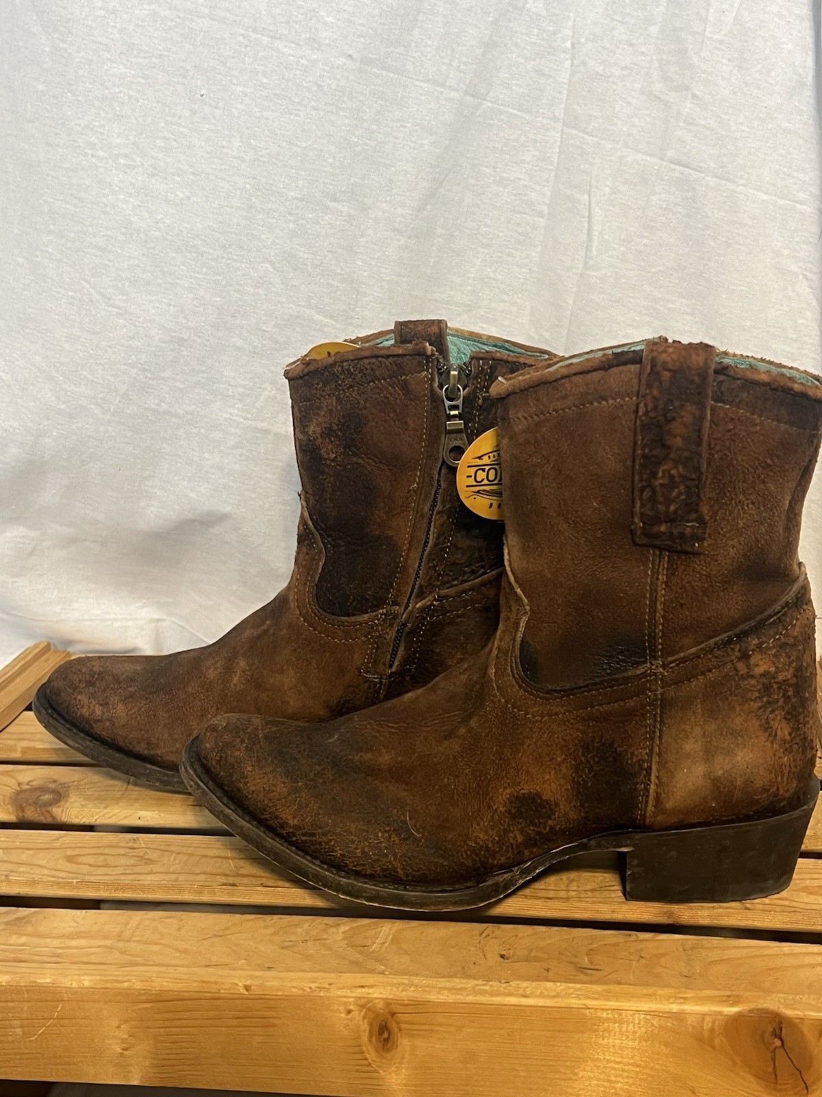 #8223. NEW! Corral Women’s Brown Rough-Out Western Bootie. Size 6