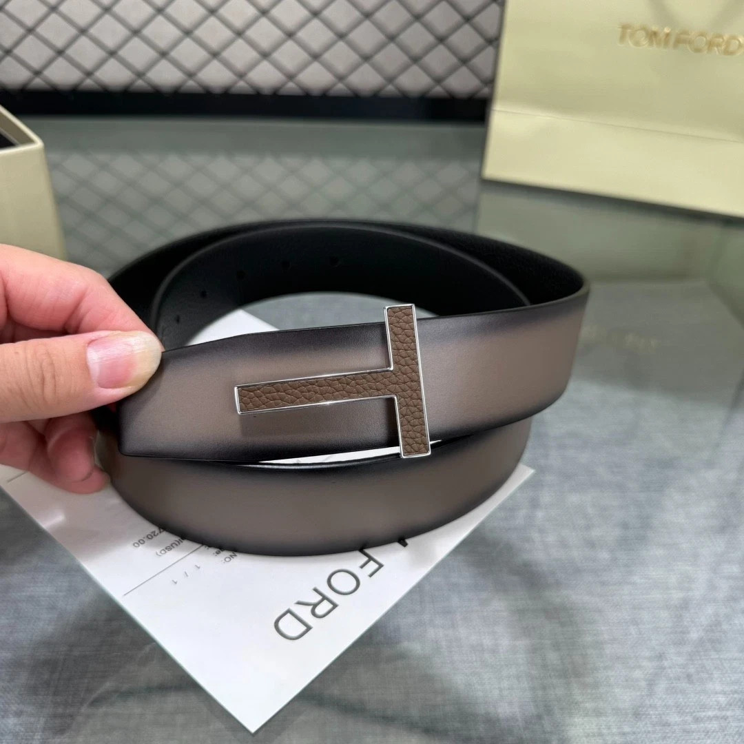 TOM FORD 38mm Gray/Black Reversible Leather Belt New