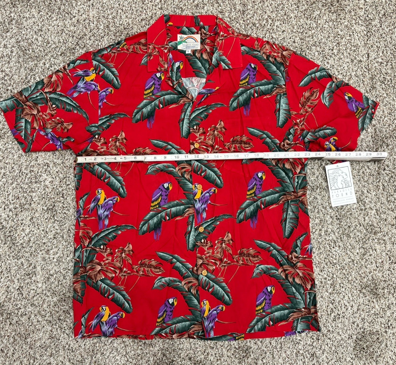 New Paradise Found Parrots Print Hawaiian Shirt Size LARGE