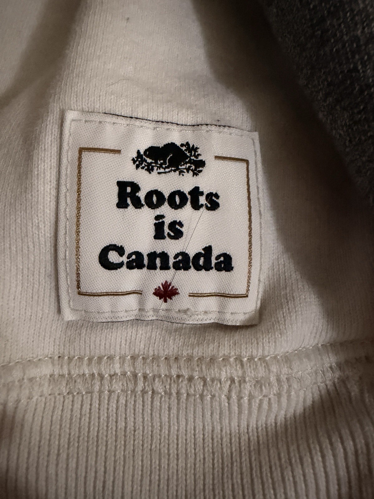 Vintage Roots Canada Raglan Crewneck Sweatshirt Large White Grey Made In Canada