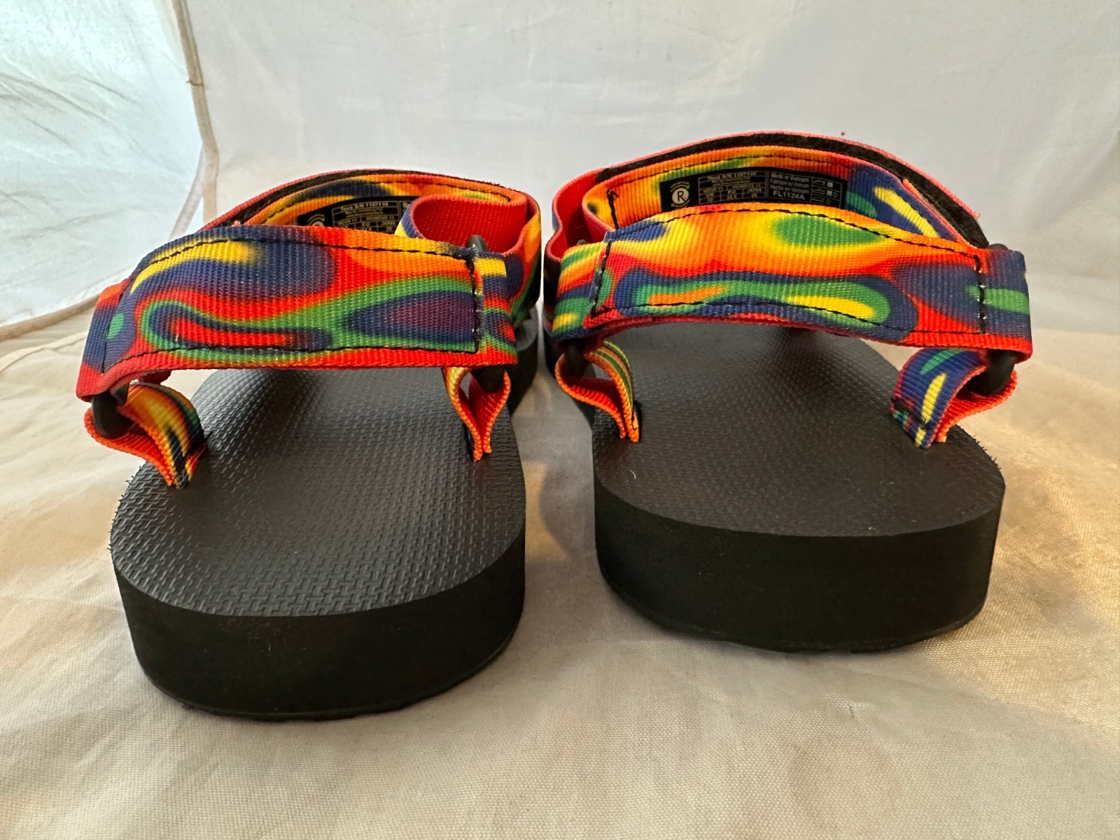 TEVA Unisex Original Universal Rainbow Sport Sandals, Unisex Size 10 W/8 M NWT