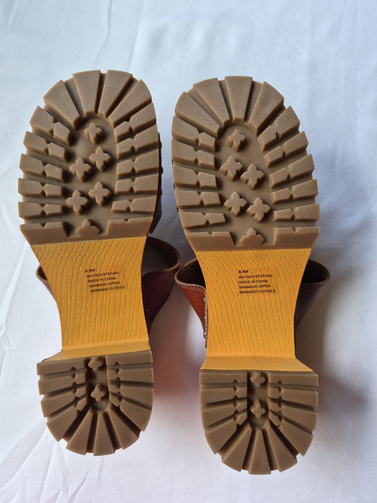 MIA Brown Leather Strappy Slip-On Sandals Studded Accents Women Size 8.5