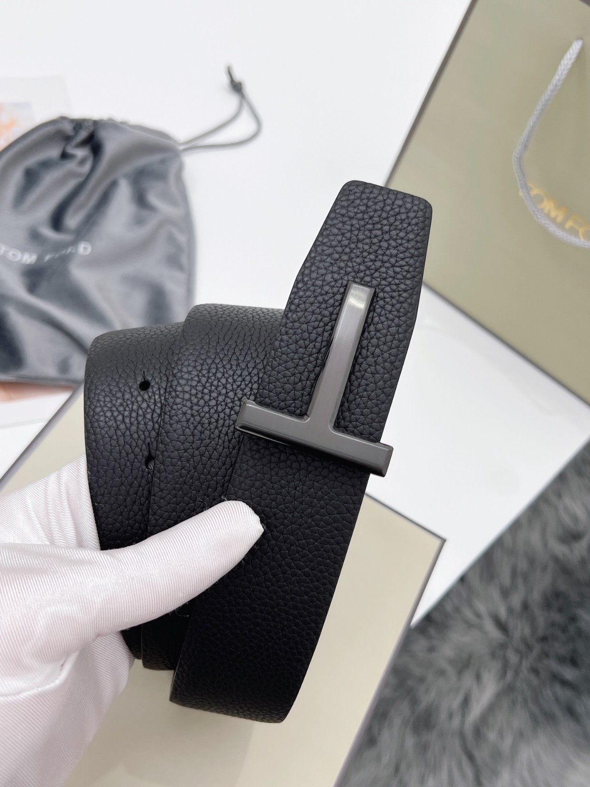 Tom Ford Belt Reversible Black T-Buckle, Black /Brown Calfskin Leather
