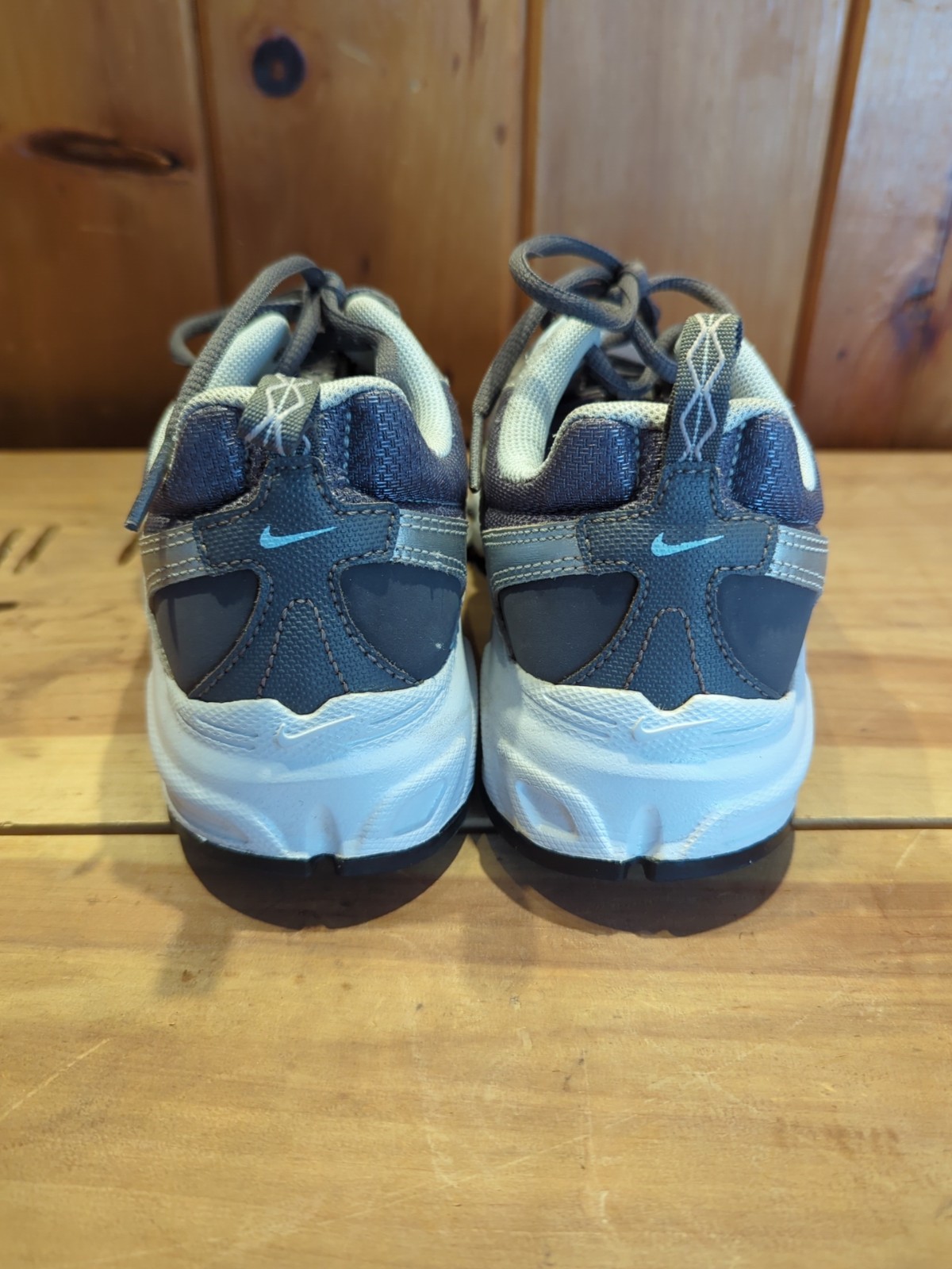Nike Alvord 9 Stone Shield Nike trail Shoes Women’s Size 6.5