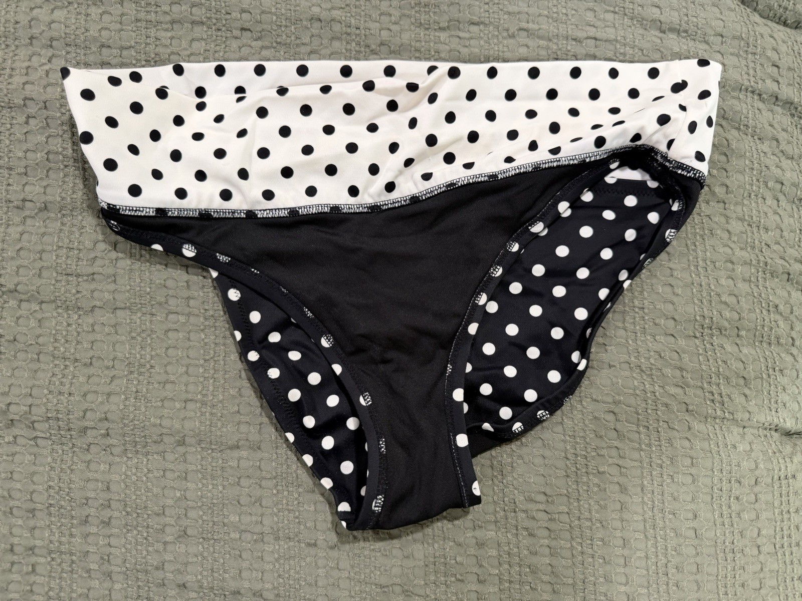 Victoria’s Secret Black White Polka Dot Wrap Halter Bikini Set – small