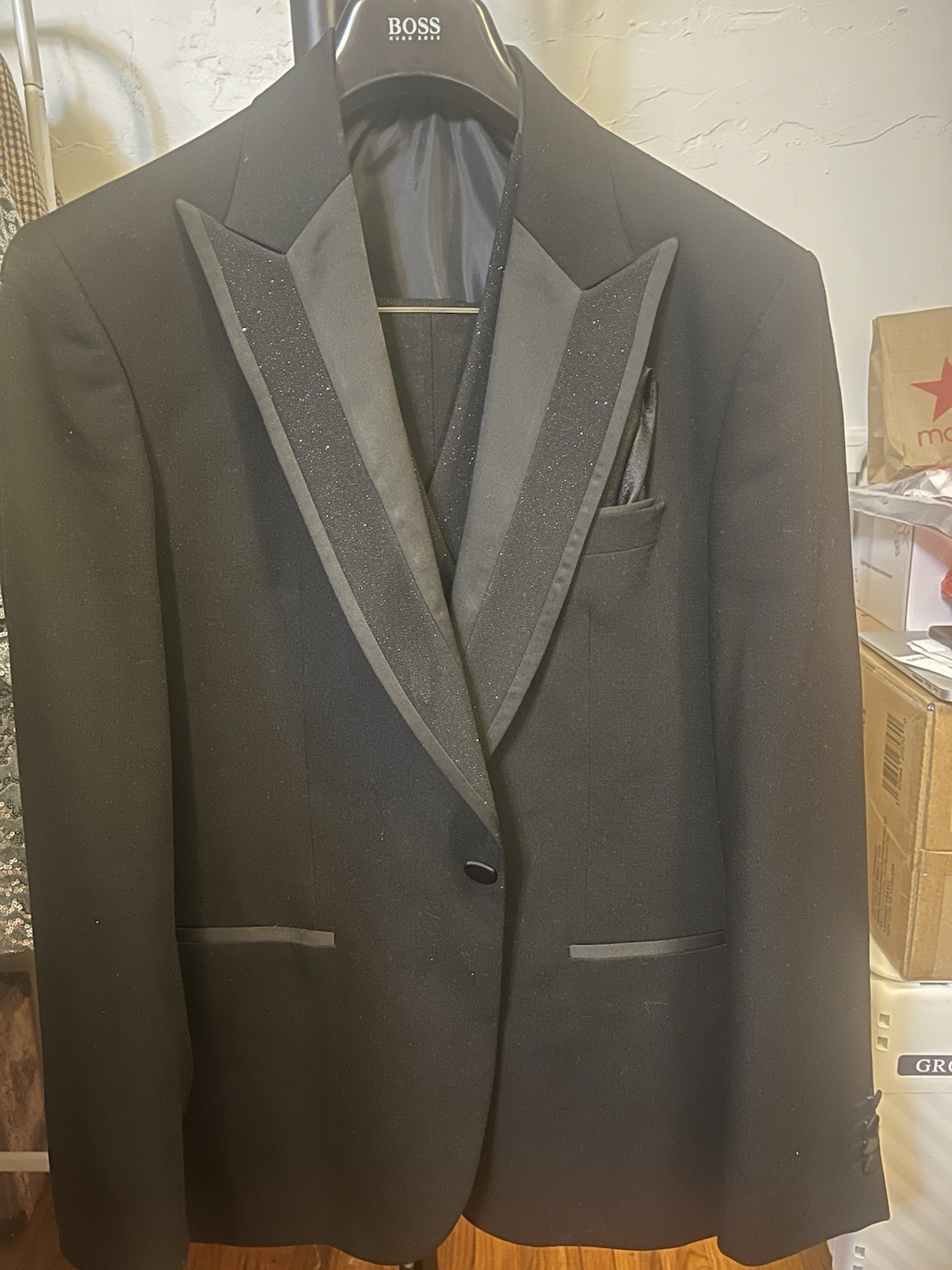 Super European Luxurious Tuxedo Men’s Suit Slim Fit 3 Peaces