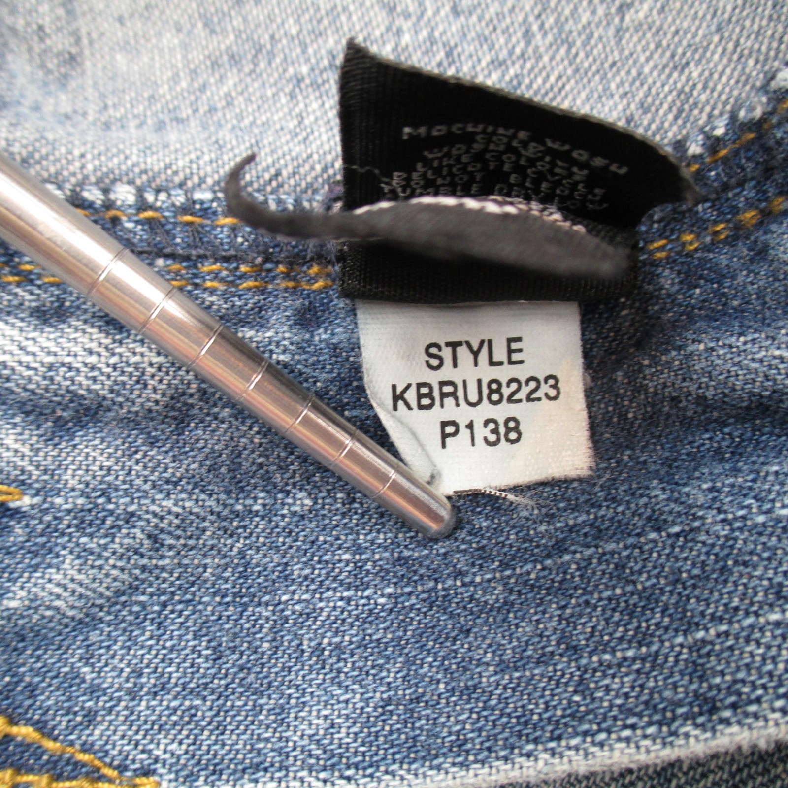DKNY Jeans Mens Jeans 33×30 Blue Straight Leg Distressed Denim Y2K 100% Cotton